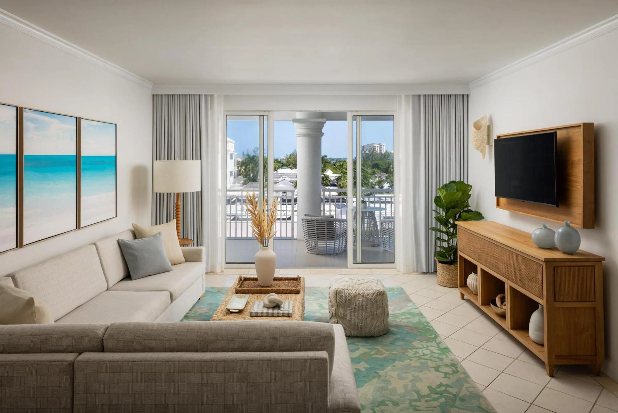 Photo of the whole room in Sandals Royal Bahamian All Inclusive - Couples Only