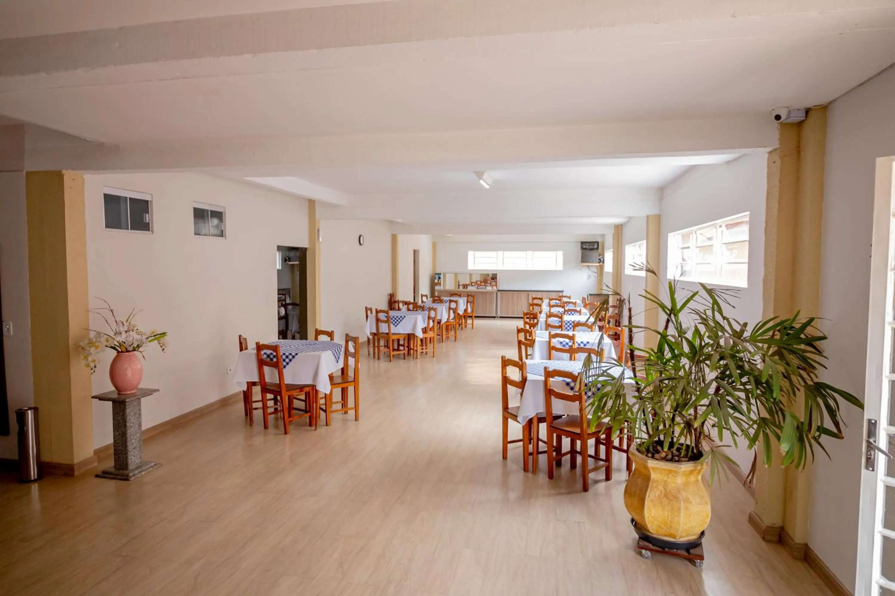 Restaurant/places to eat in Pousada Recanto das Caldas