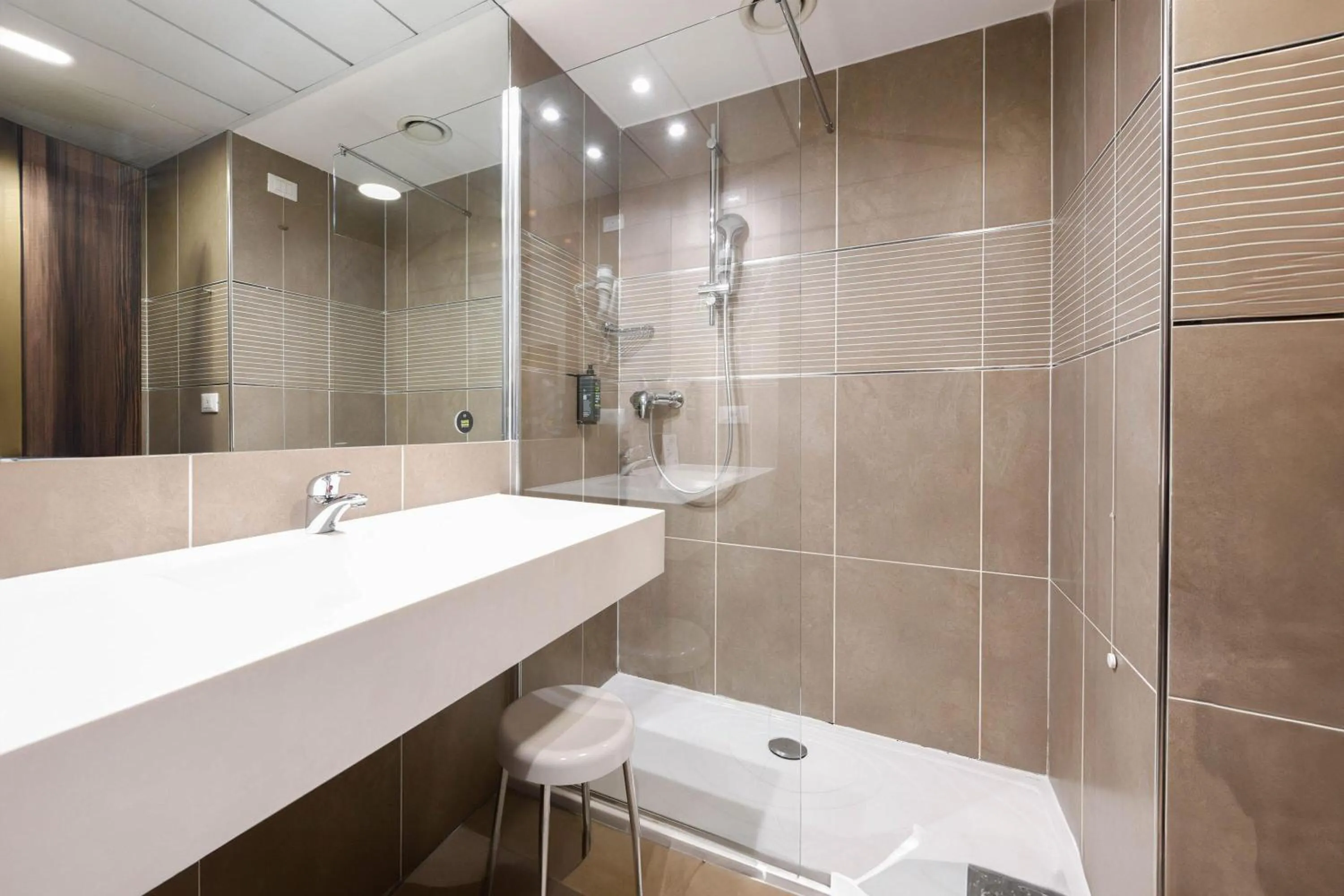 Photo of the whole room in B&B Hotel Trento