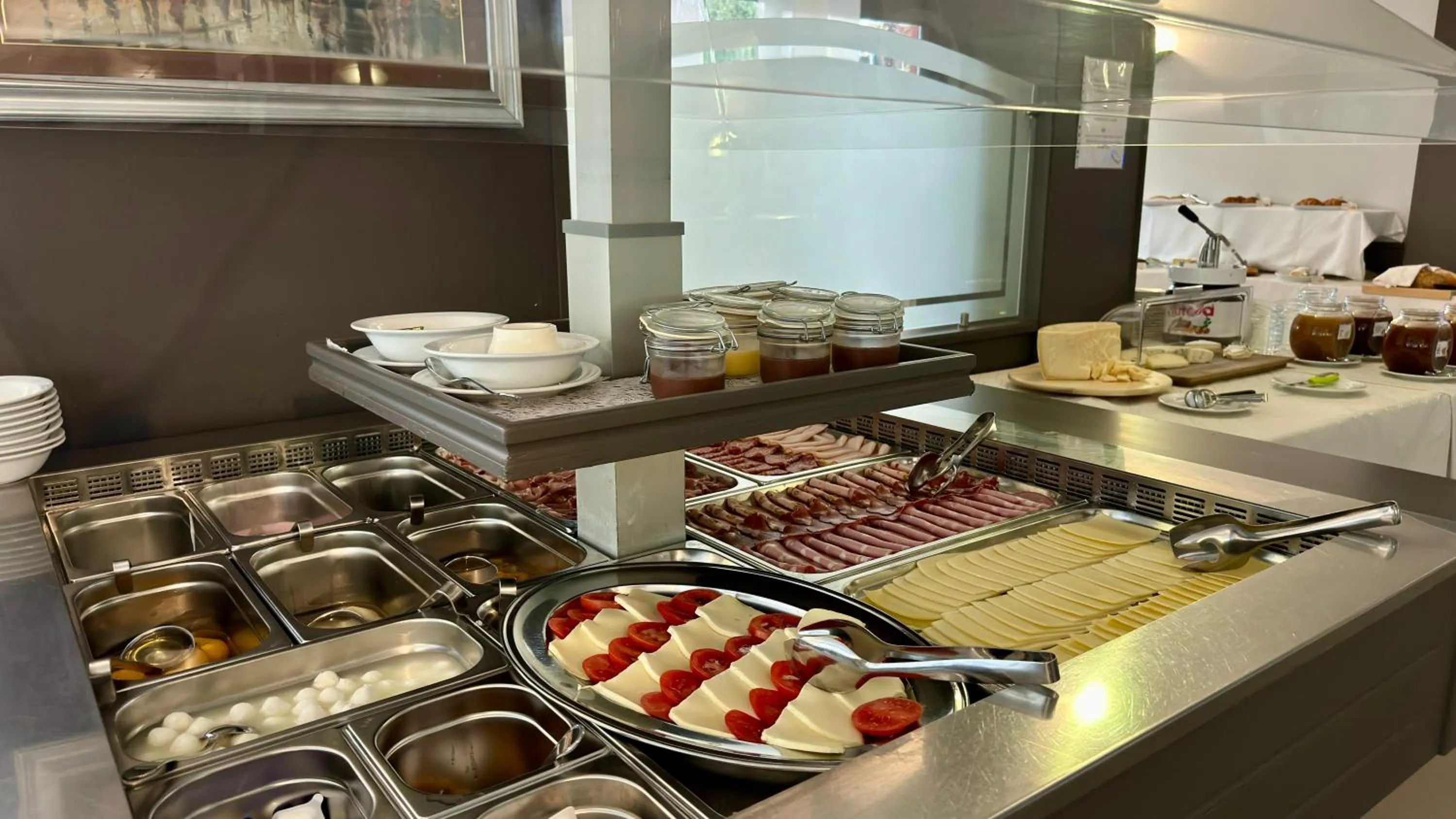 Breakfast in Hotel Royal