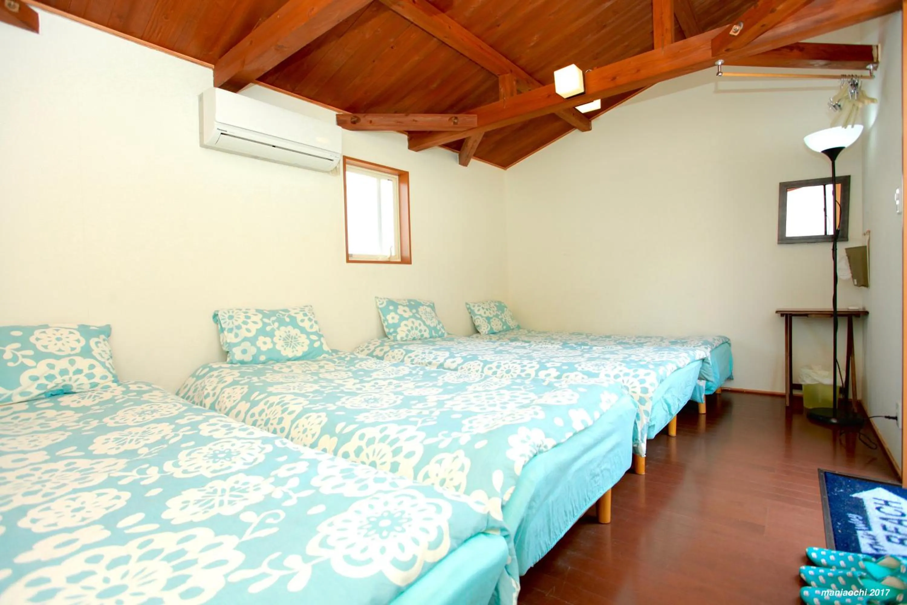 Photo of the whole room, Bed in PavilionSurf&Lodge