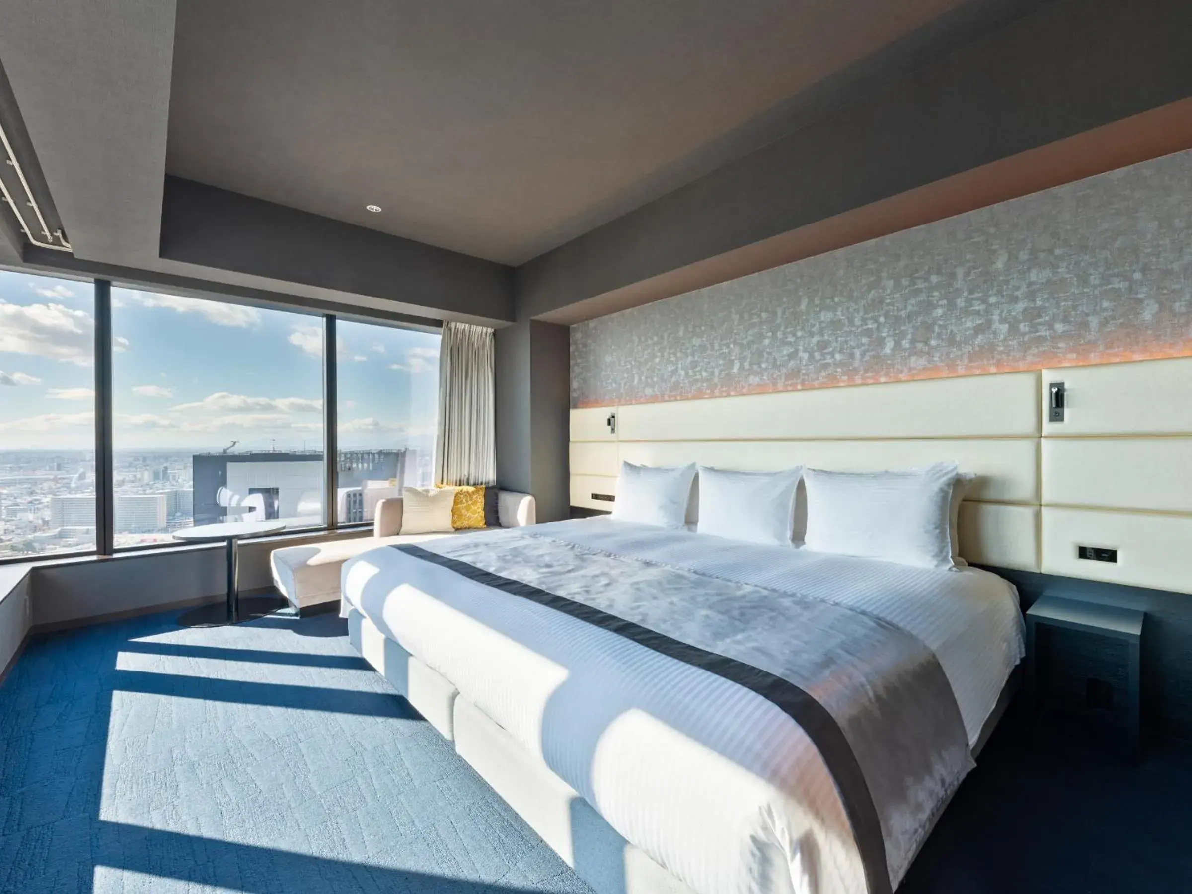 Photo of the whole room, Bed in Mitsui Garden Hotel Nagoya Premier Photo of the whole room, Bed in Mitsui Garden Hotel Nagoya Premier