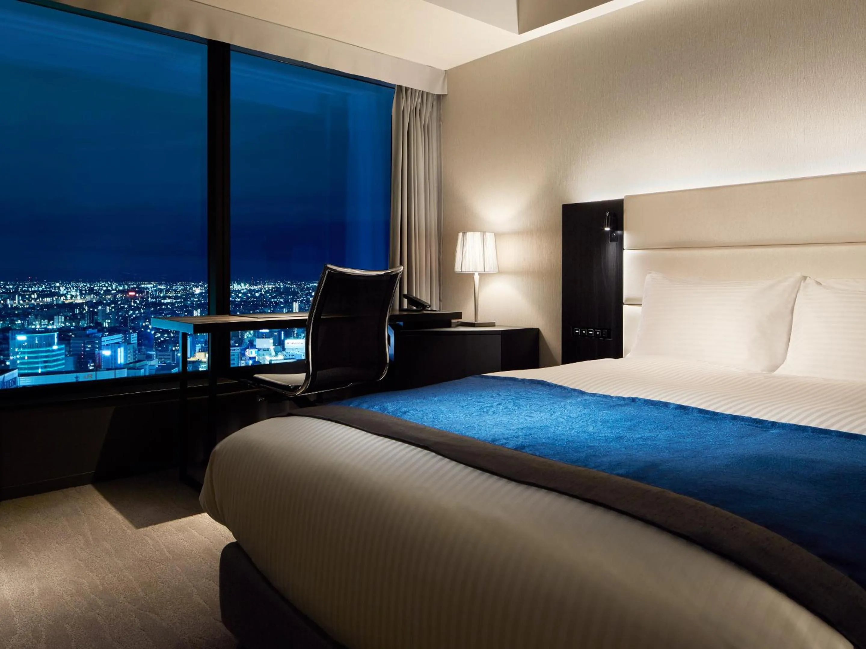 Photo of the whole room, Bed in Mitsui Garden Hotel Nagoya Premier