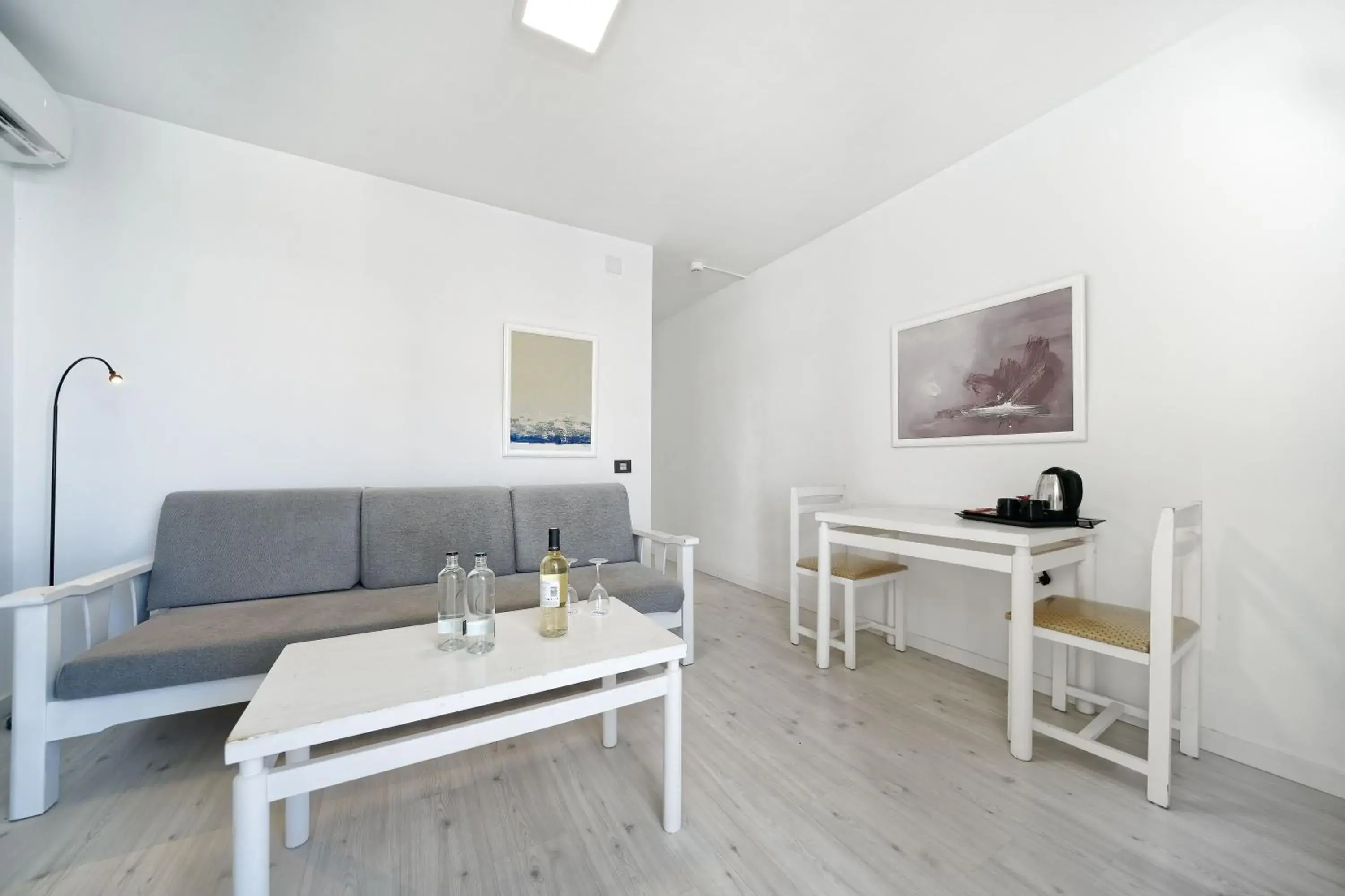 Living room in Atlantic Sun Beach - Gay Men Only Living room in Atlantic Sun Beach - Gay Men Only