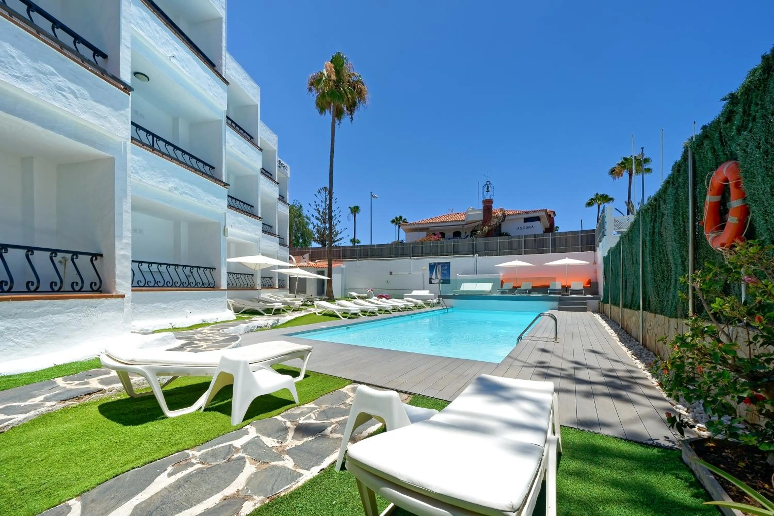 Swimming pool in Atlantic Sun Beach - Gay Men Only