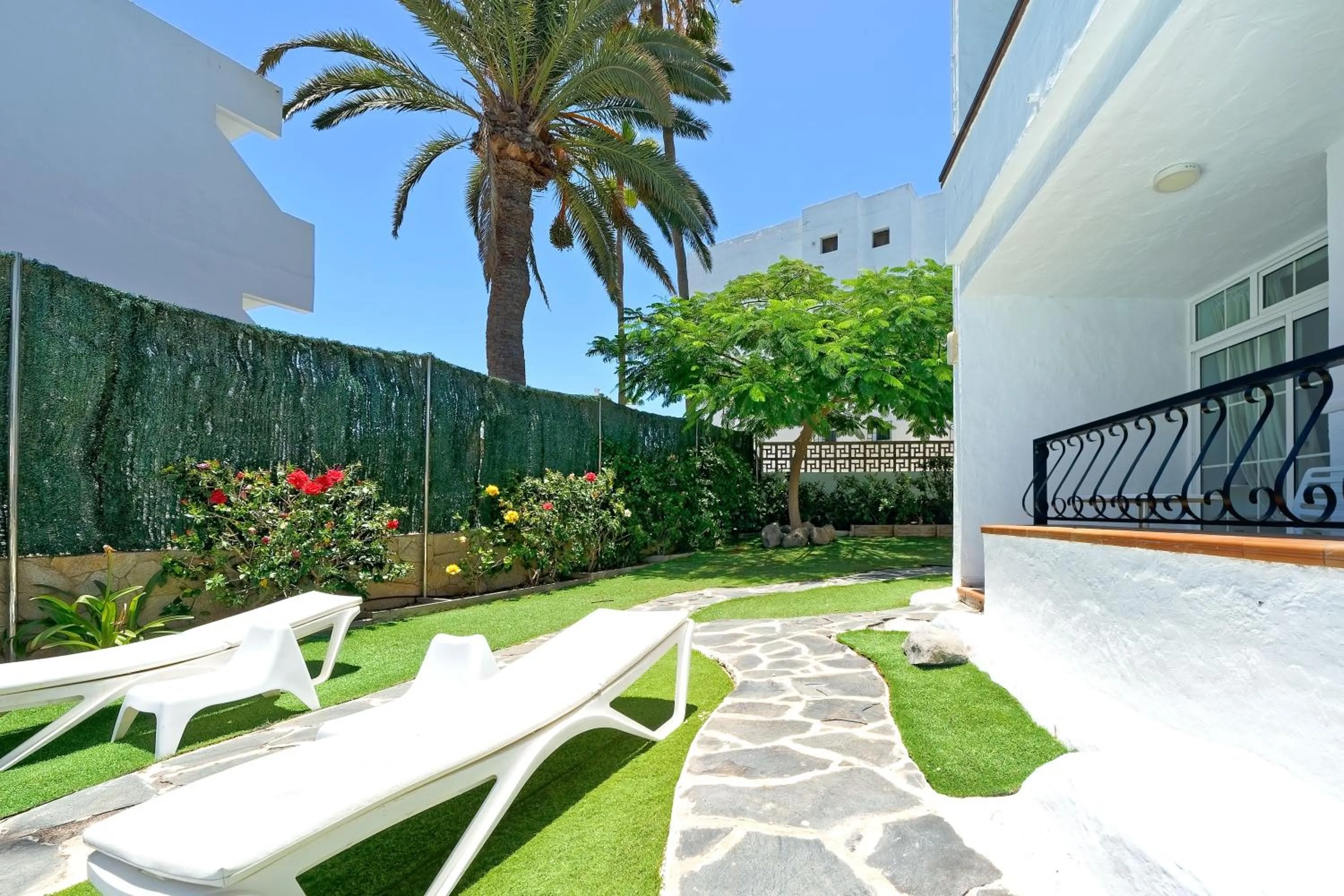 Property building in Atlantic Sun Beach - Gay Men Only