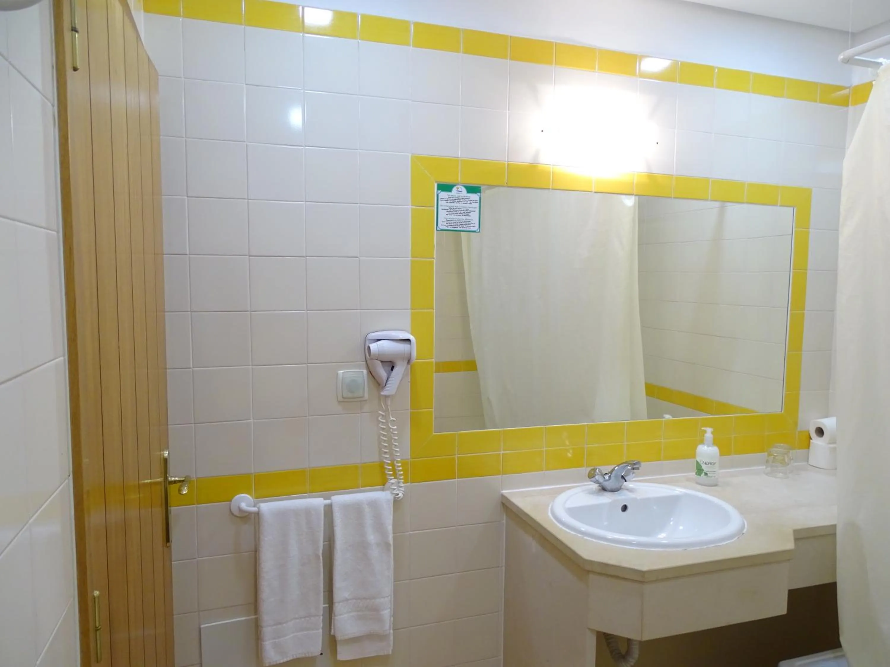 Bathroom in Luzmar Villas