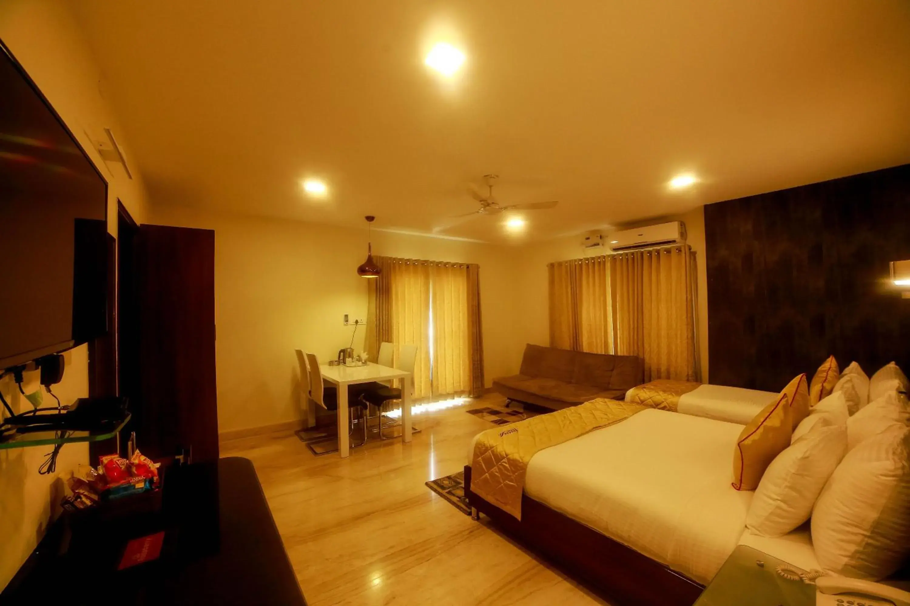 Bedroom, Bed in D Breeze Suites Bedroom, Bed in D Breeze Suites