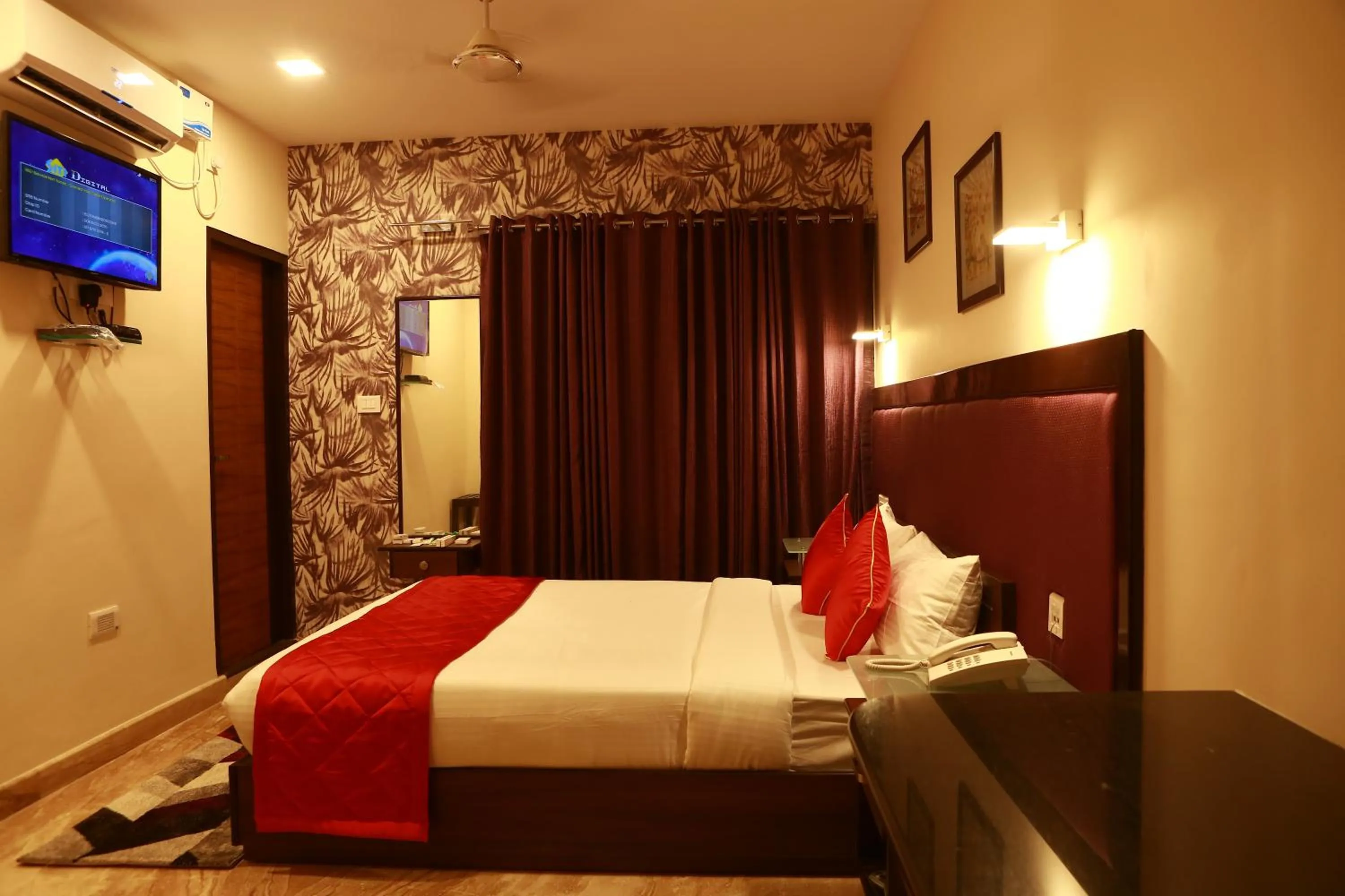 Bed in D Breeze Suites