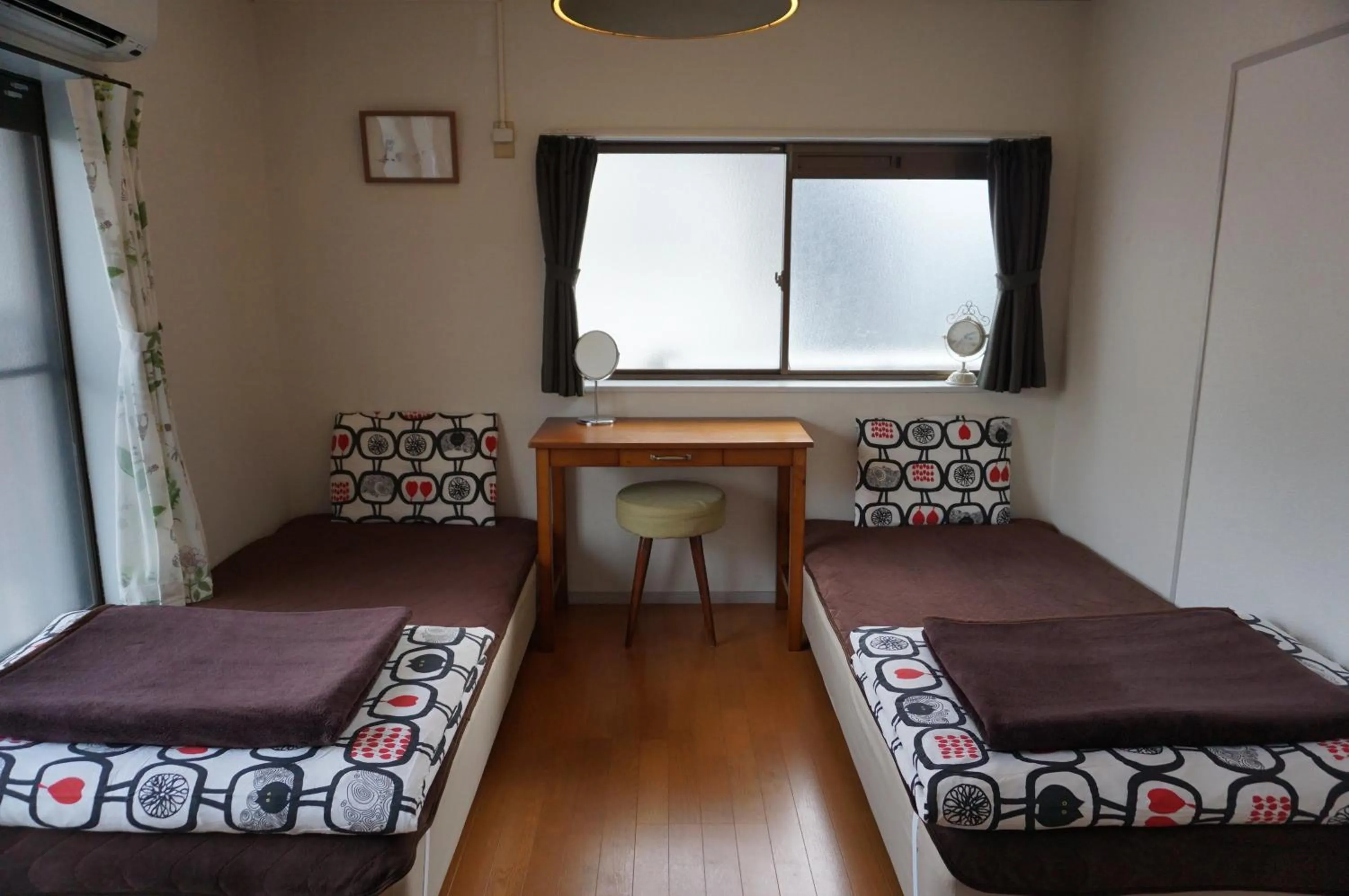 Photo of the whole room, Bed in Guesthouse Ten-roku - Female Only