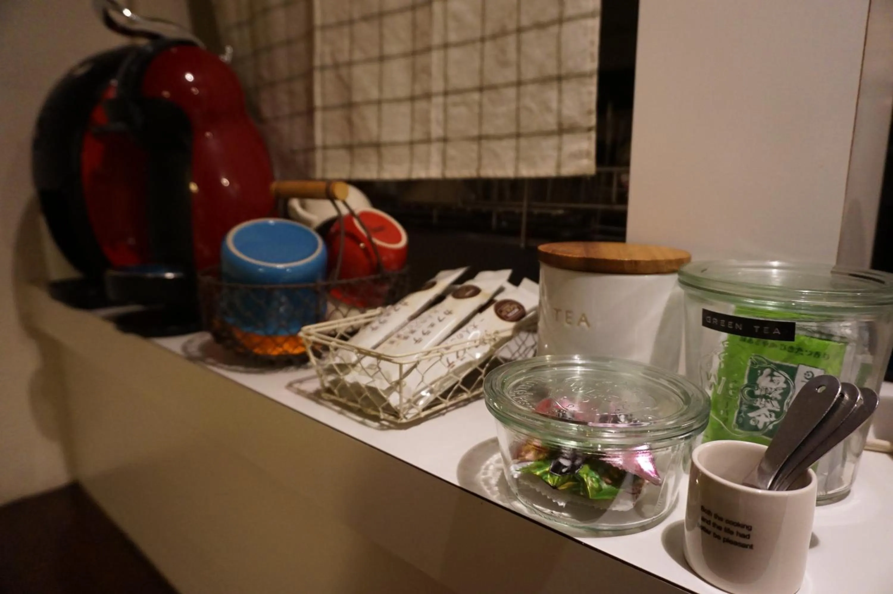 Coffee/tea facilities in Guesthouse Ten-roku - Female Only