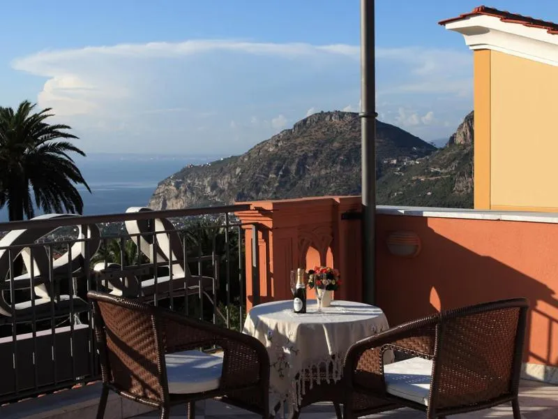 Day in Le Due Sirene