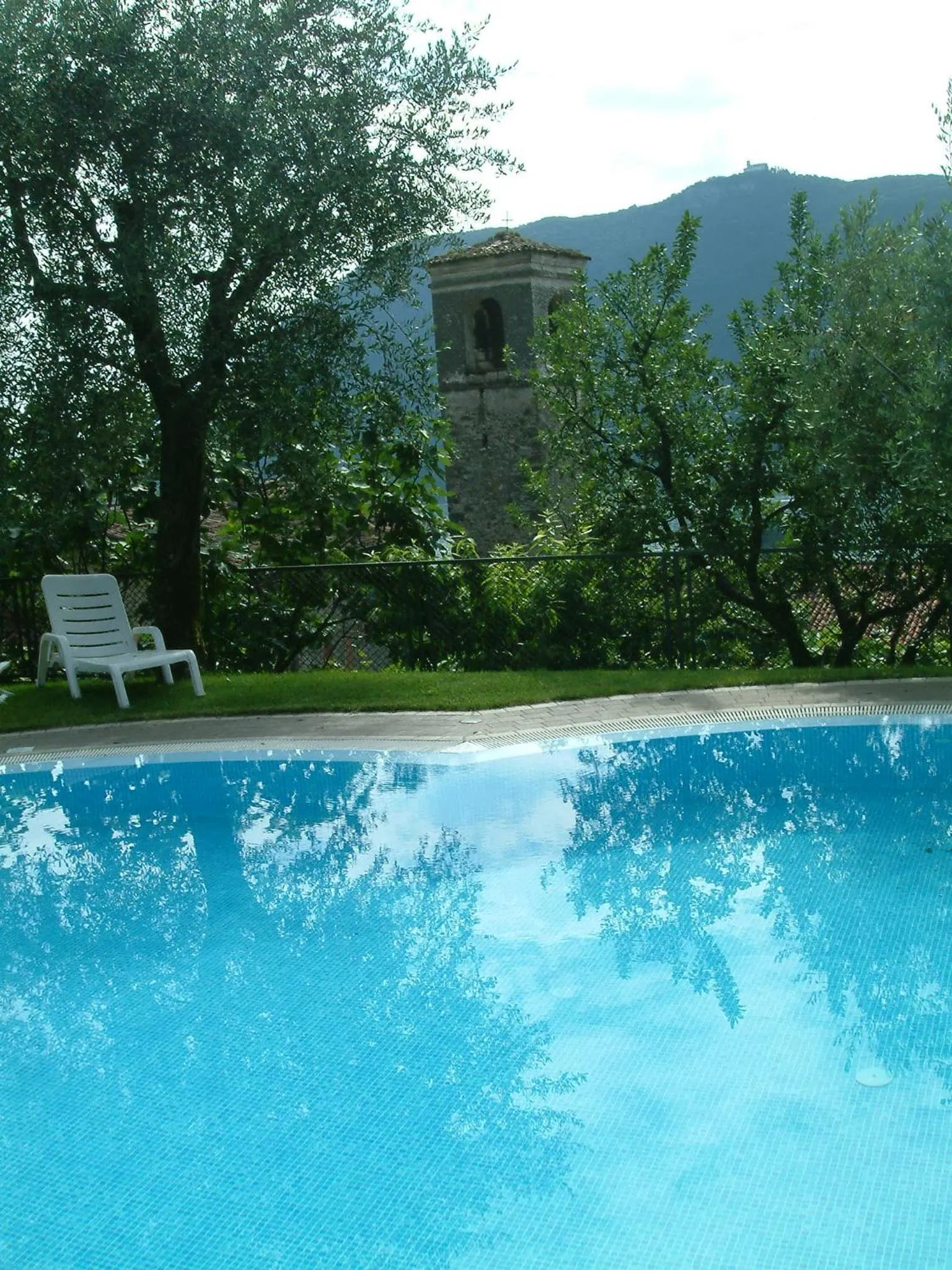 Swimming pool in Albergo Ristorante Orazio