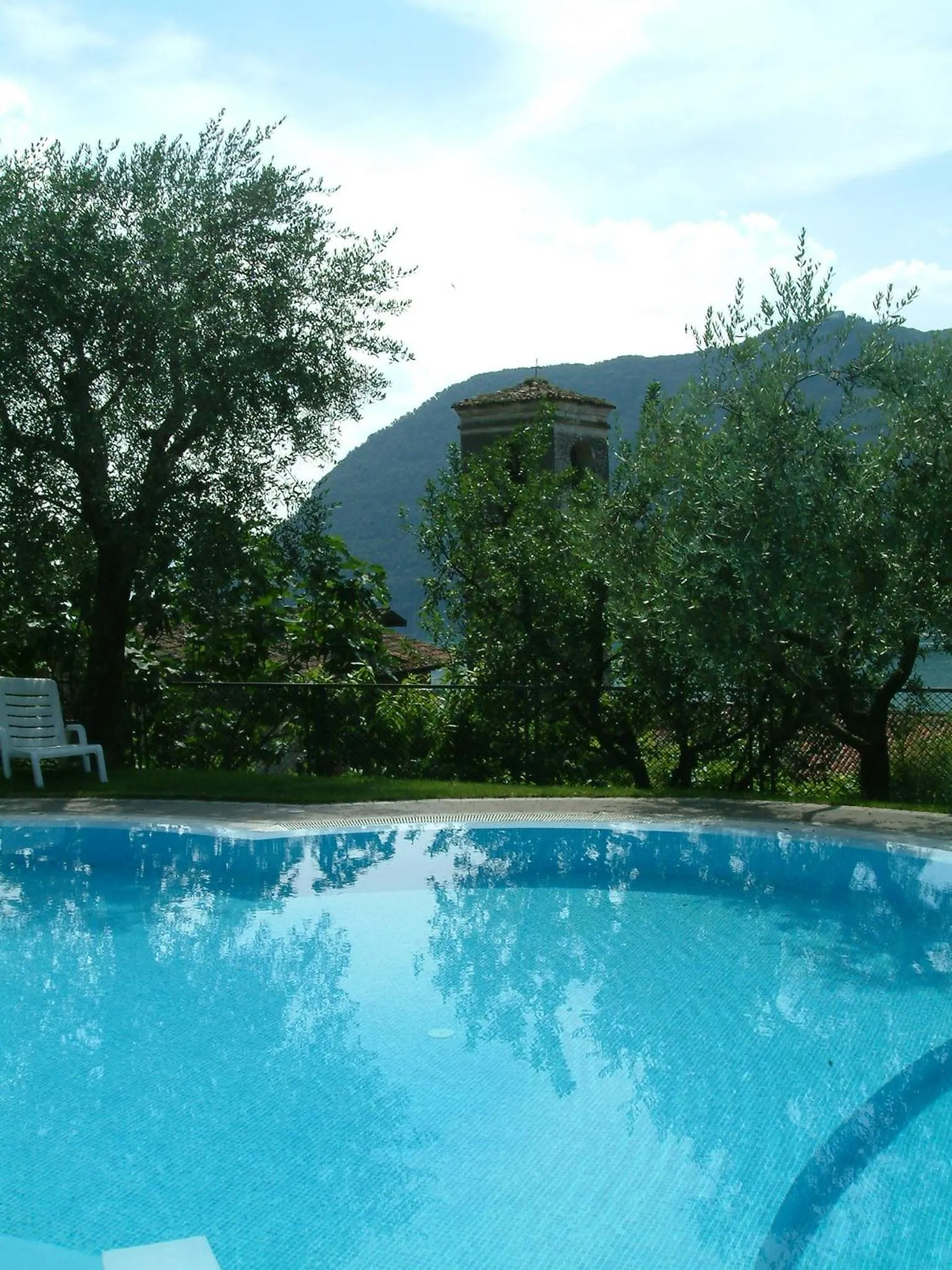 Swimming pool in Albergo Ristorante Orazio