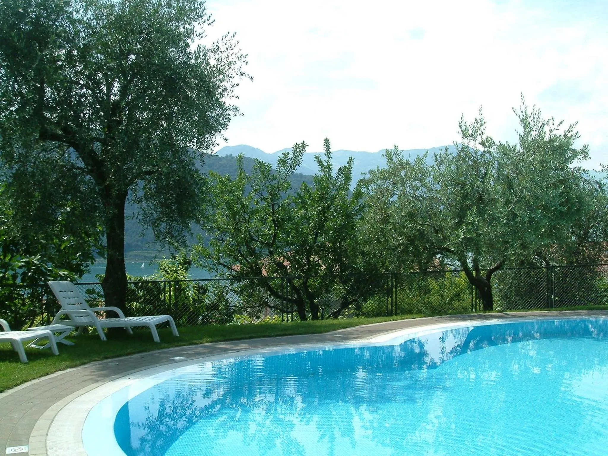 Swimming pool in Albergo Ristorante Orazio