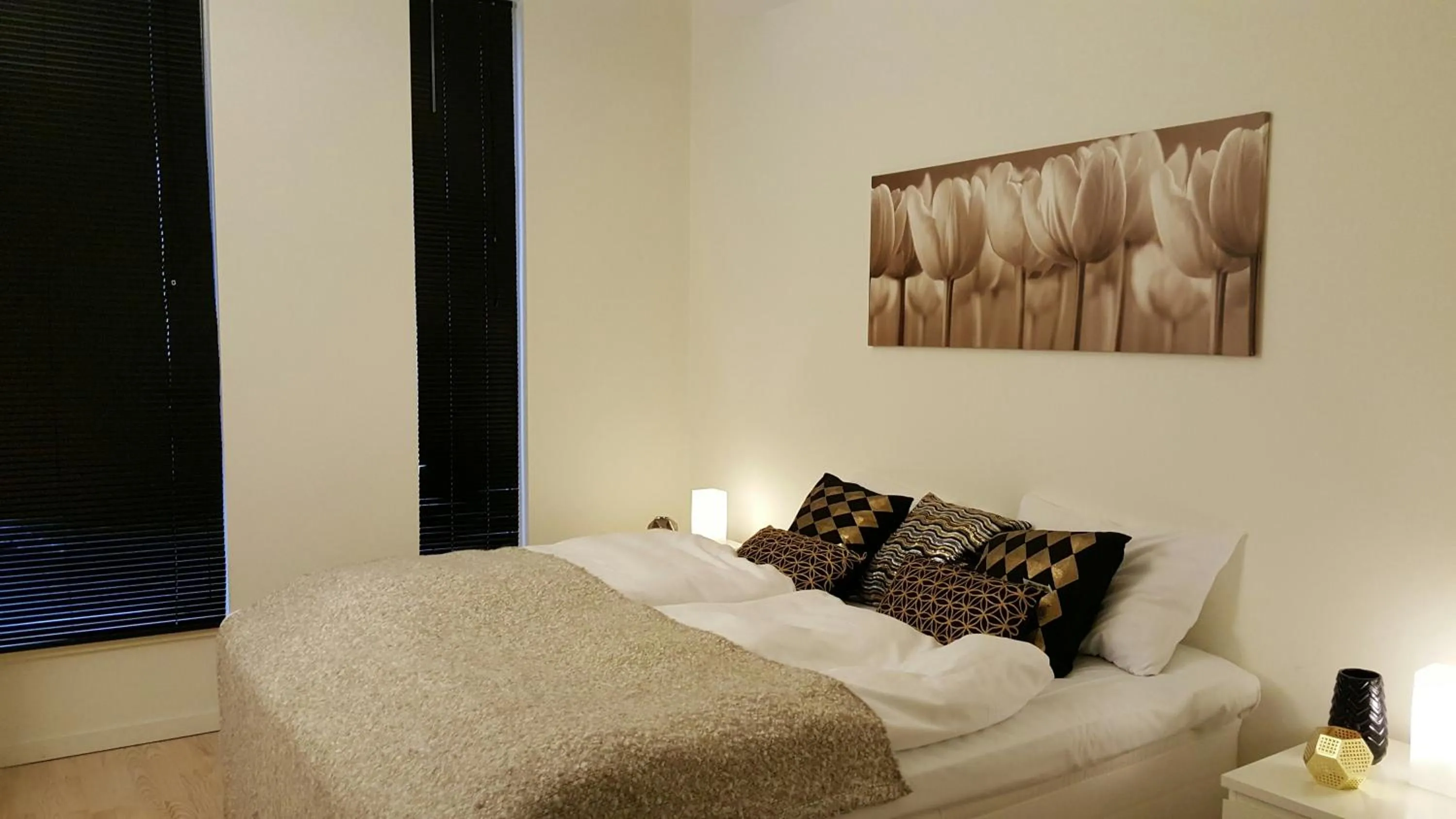 Bedroom, Bed in Bjørvika Apartments - Sølvberggata 17