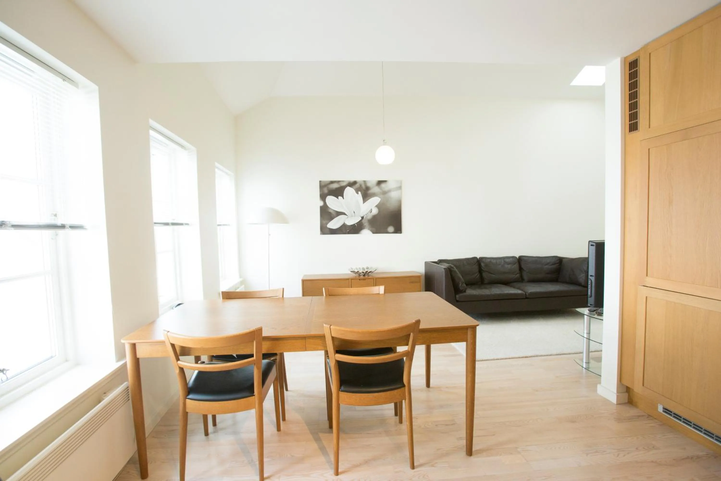 Dining area in Bjørvika Apartments - Sølvberggata 17