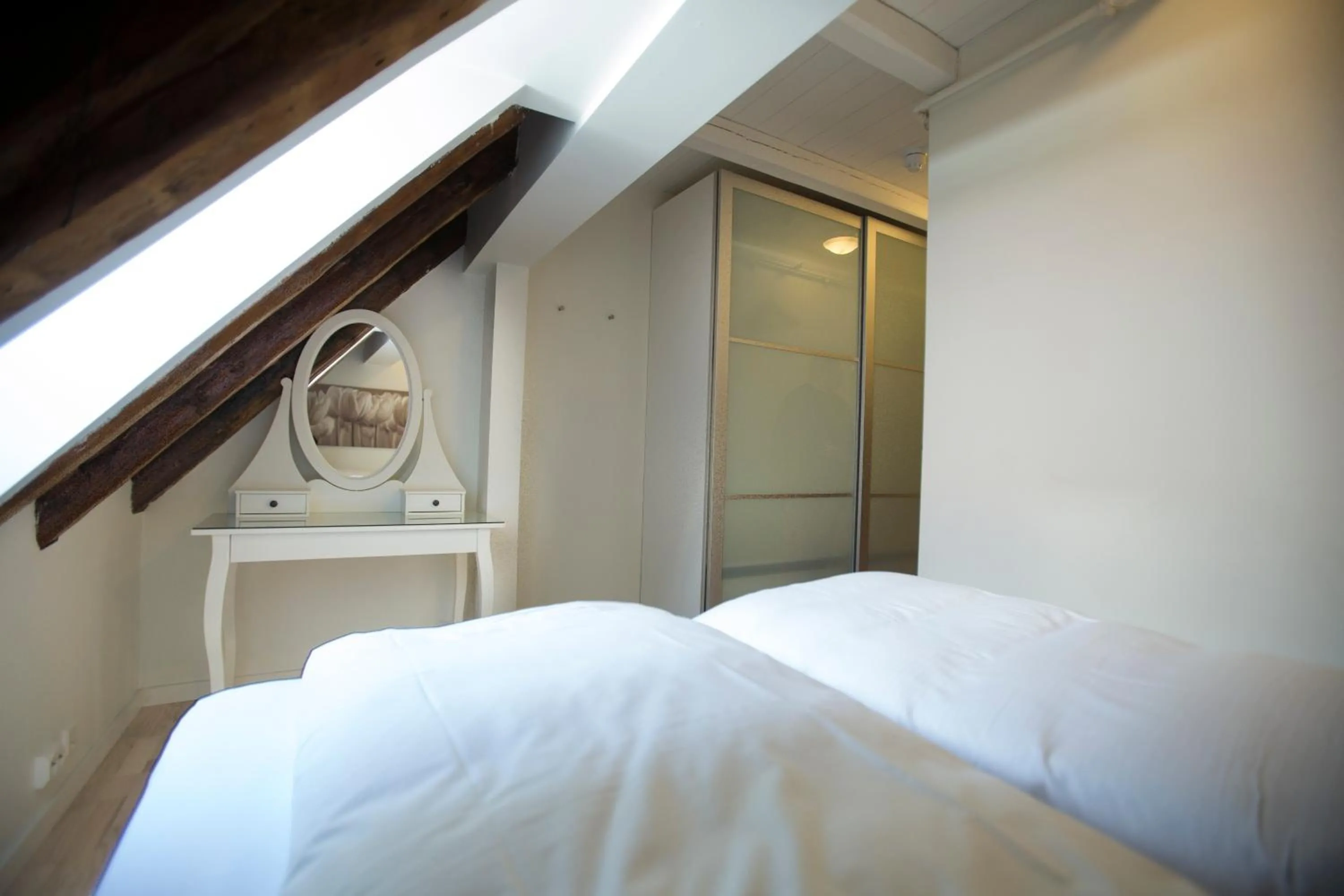 Bedroom, Bed in Bjørvika Apartments - Sølvberggata 17