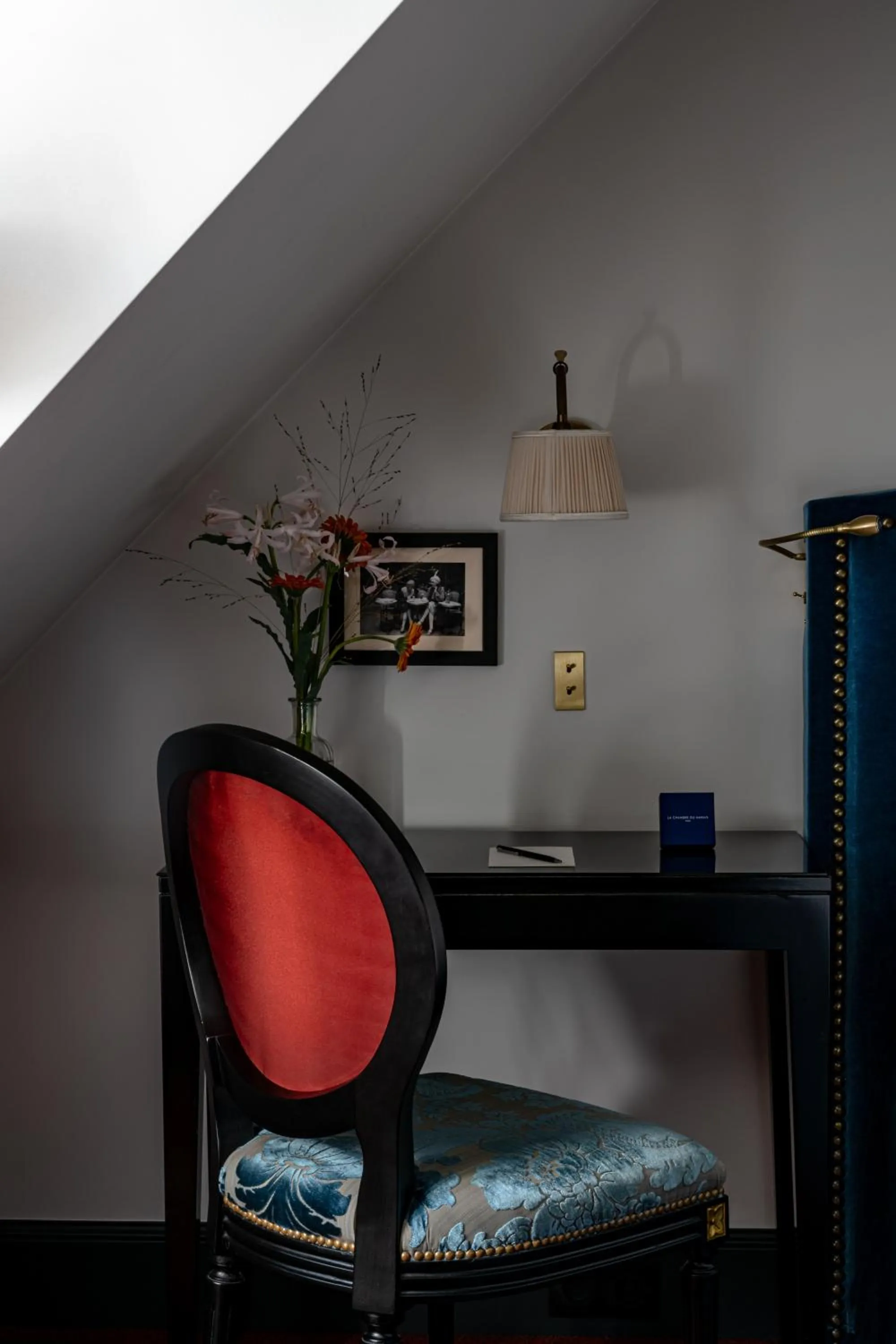 Bedroom in La Chambre du Marais