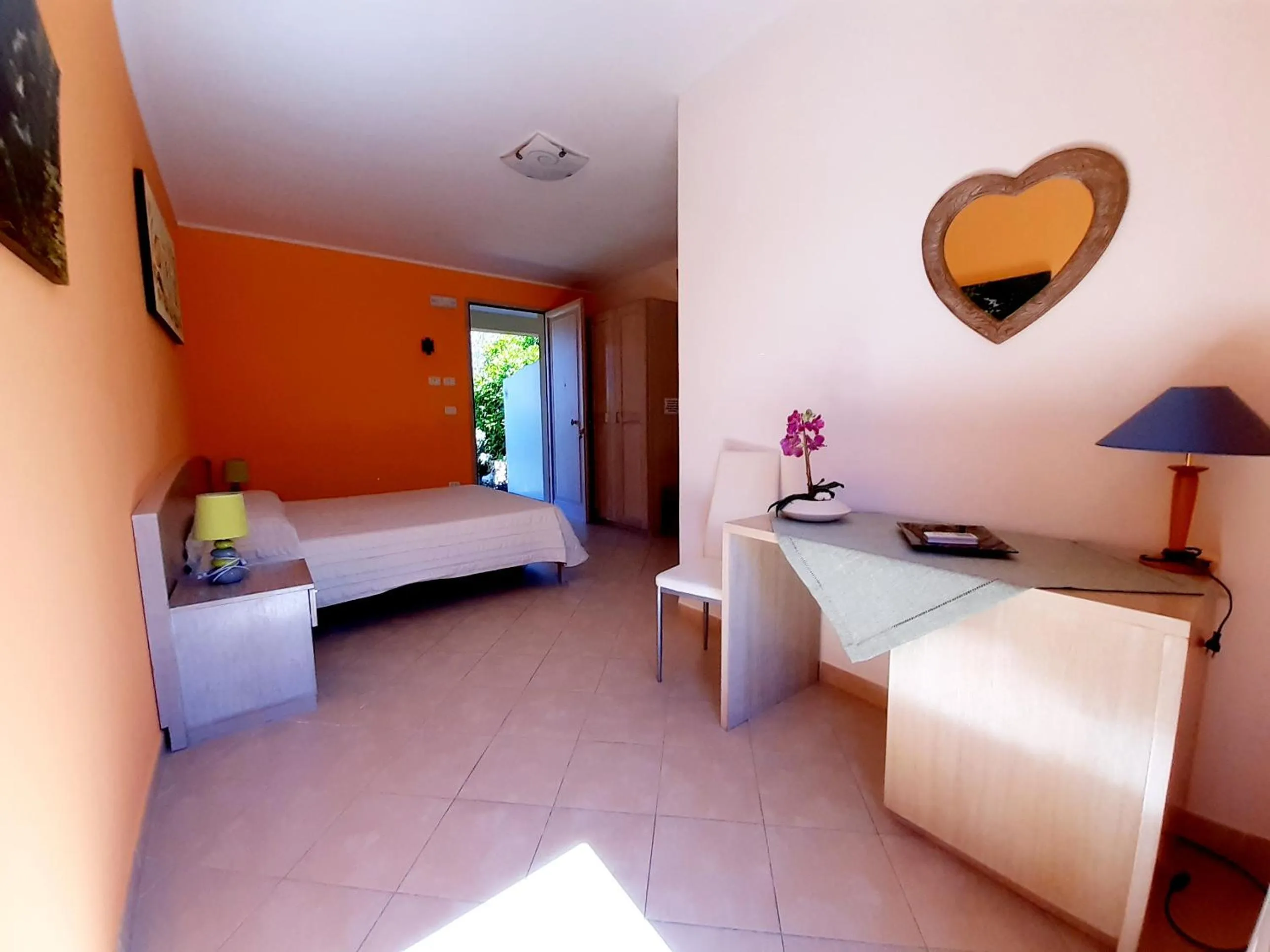 Bed in B&B Borgo Minerva