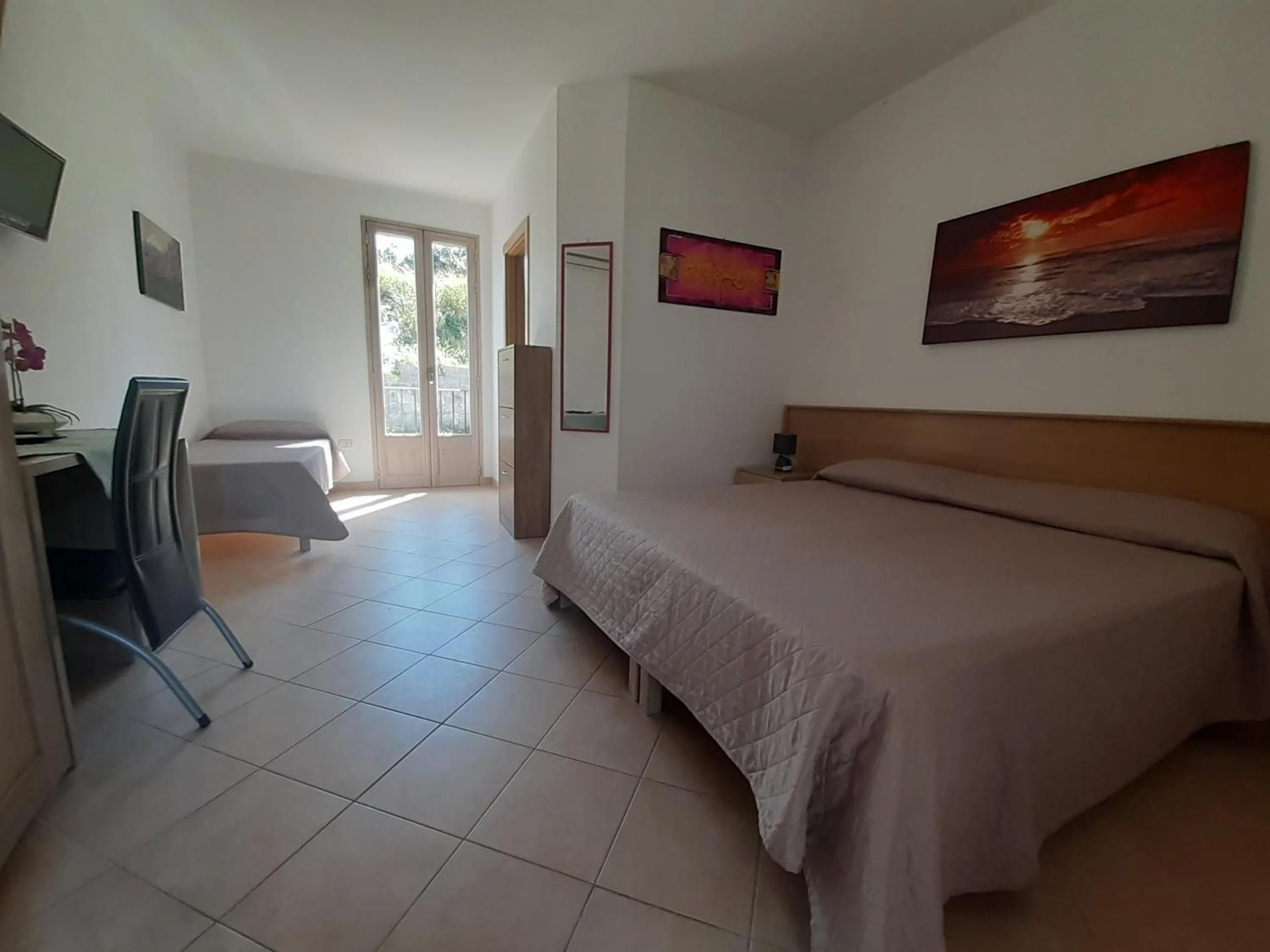 Bed in B&B Borgo Minerva