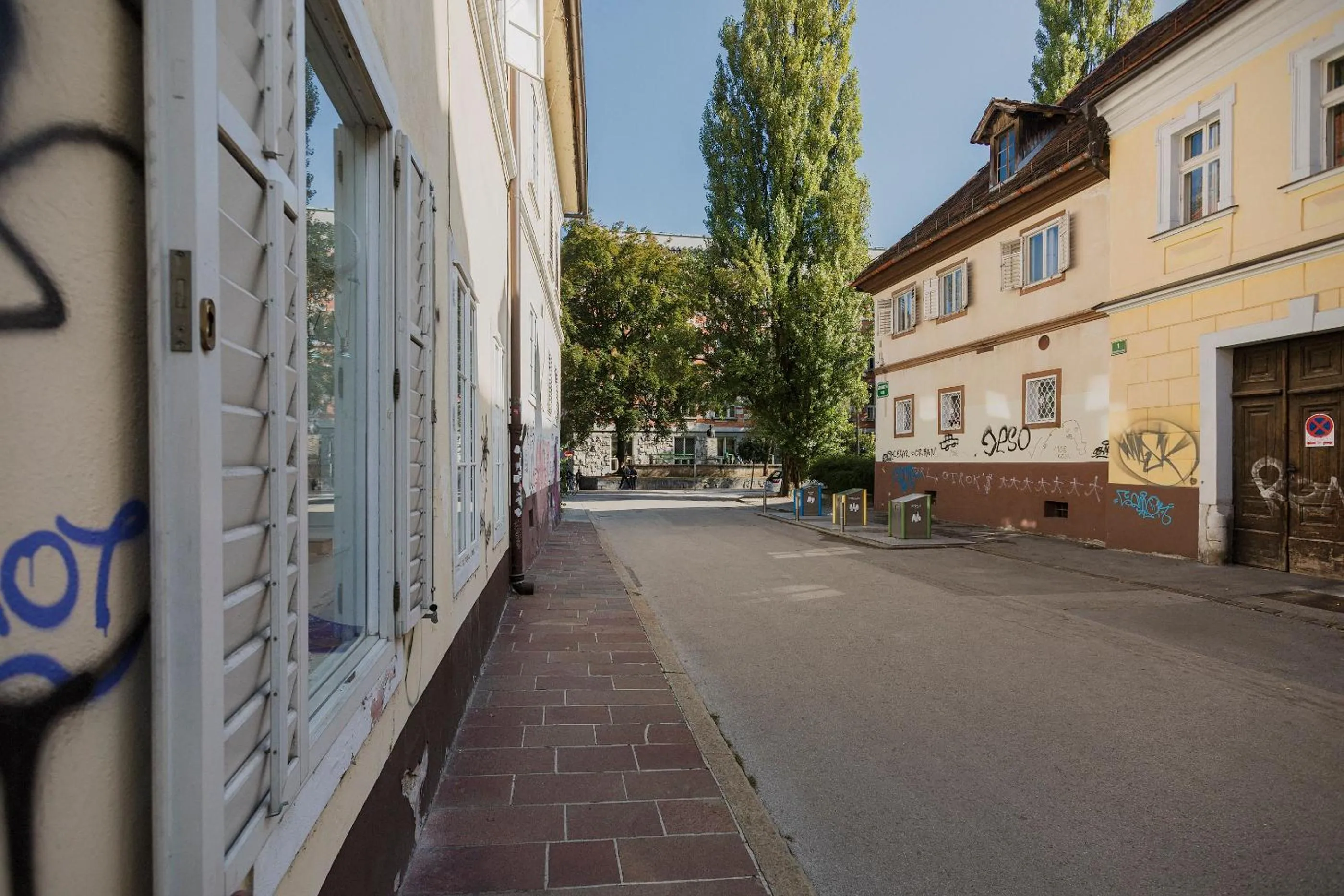 Neighbourhood in Art Hotel