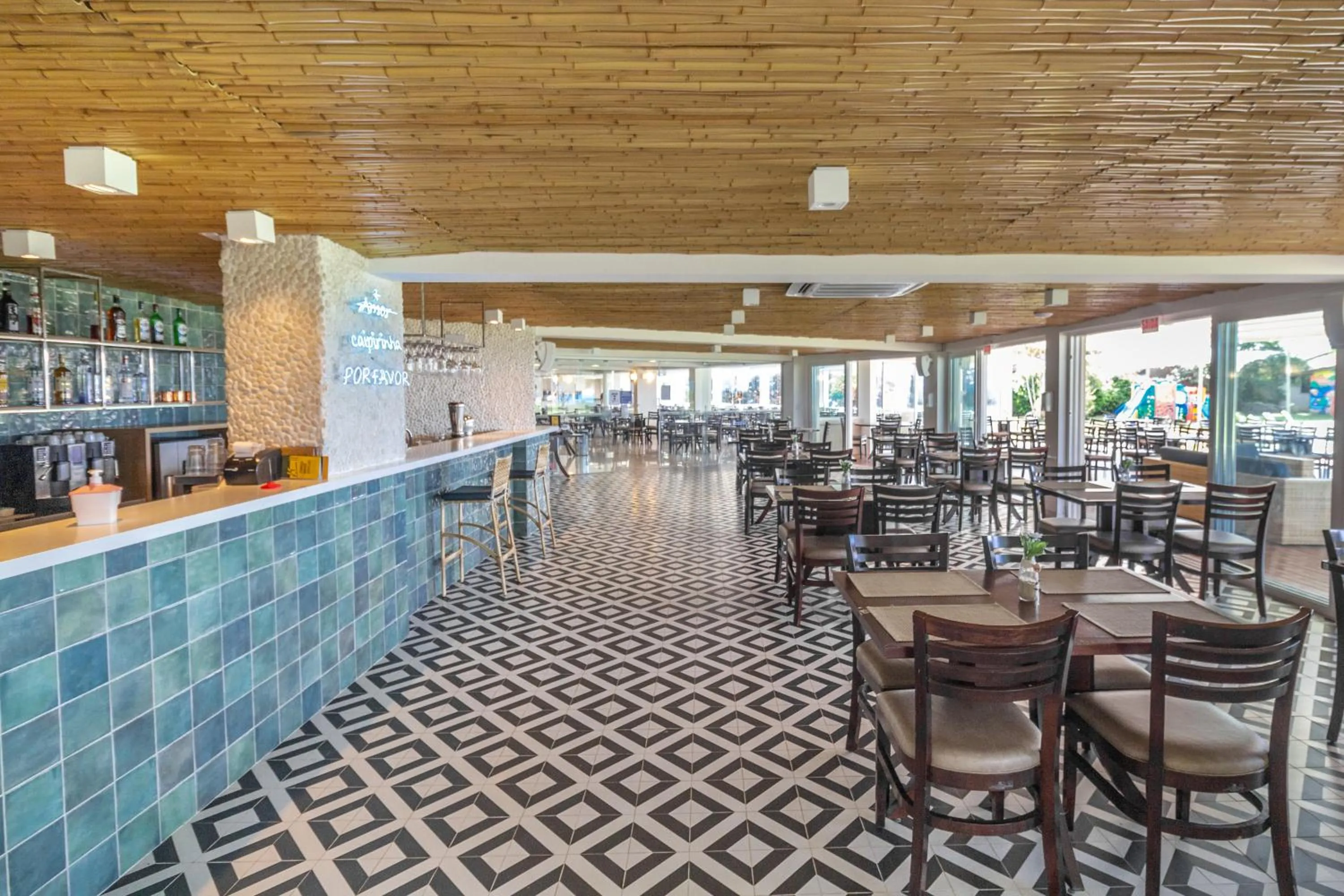 Restaurant/places to eat in Hotel Porto Sol Beach