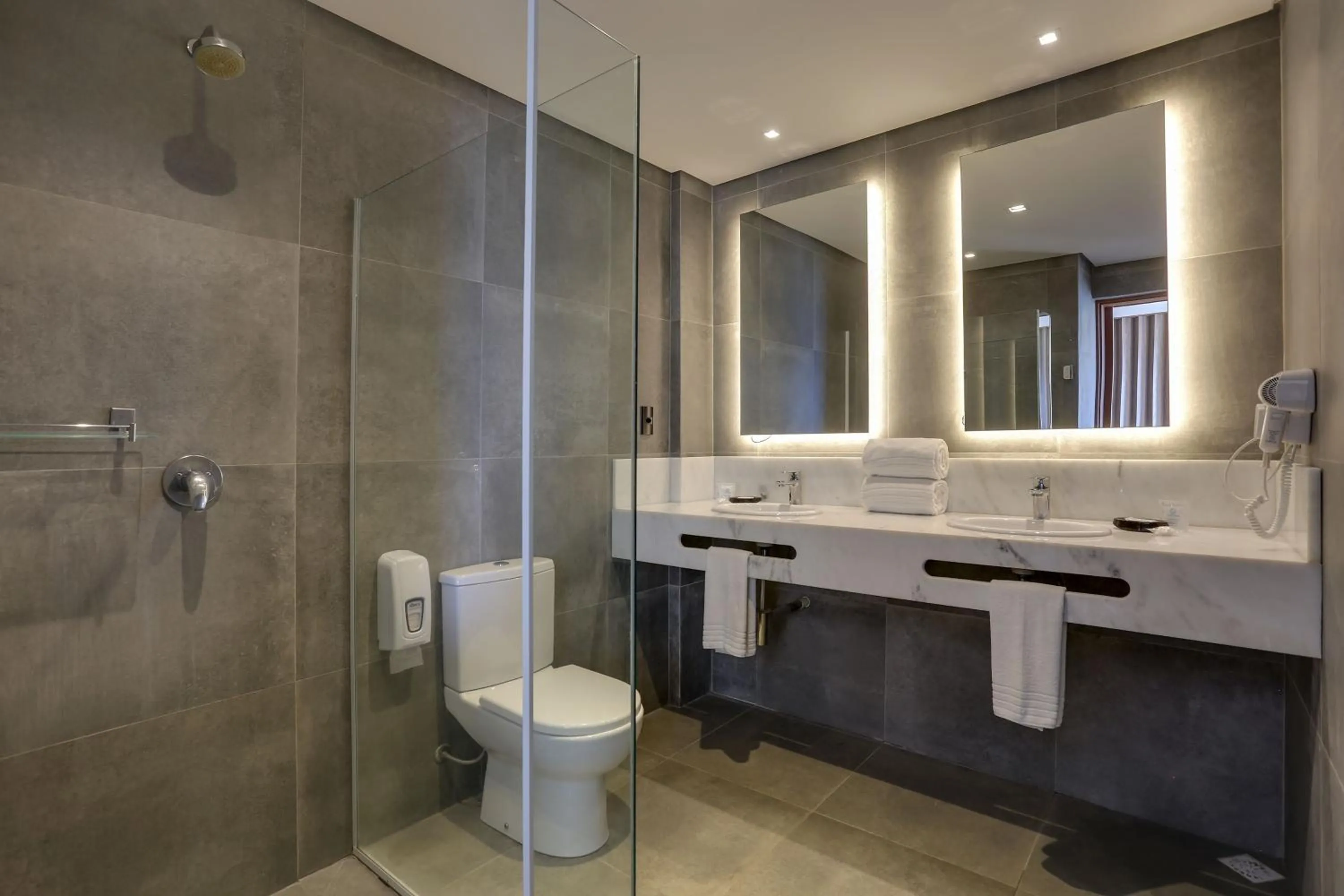 Toilet in Hotel Porto Sol Beach