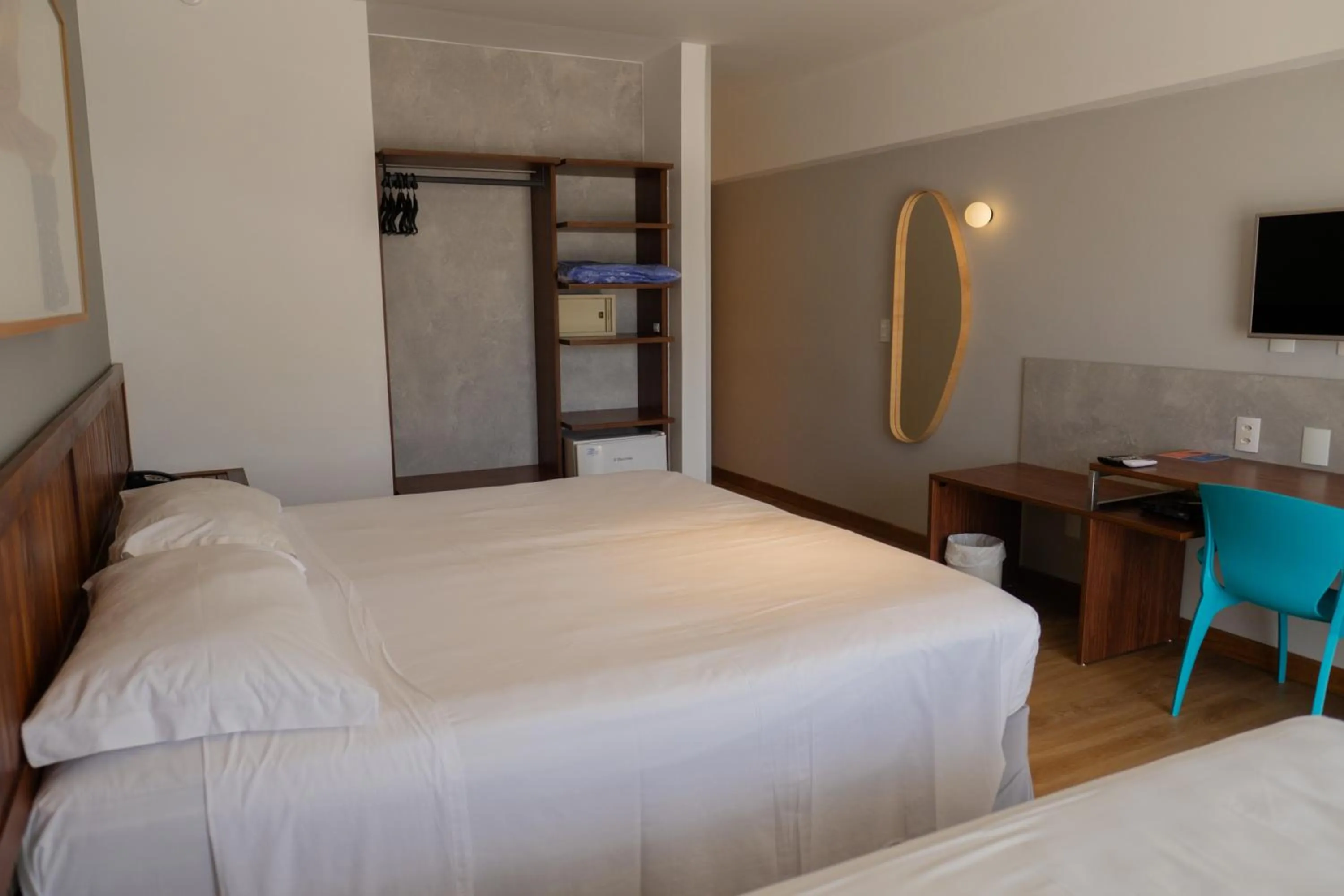 Bedroom, Bed in Hotel Porto Sol Beach