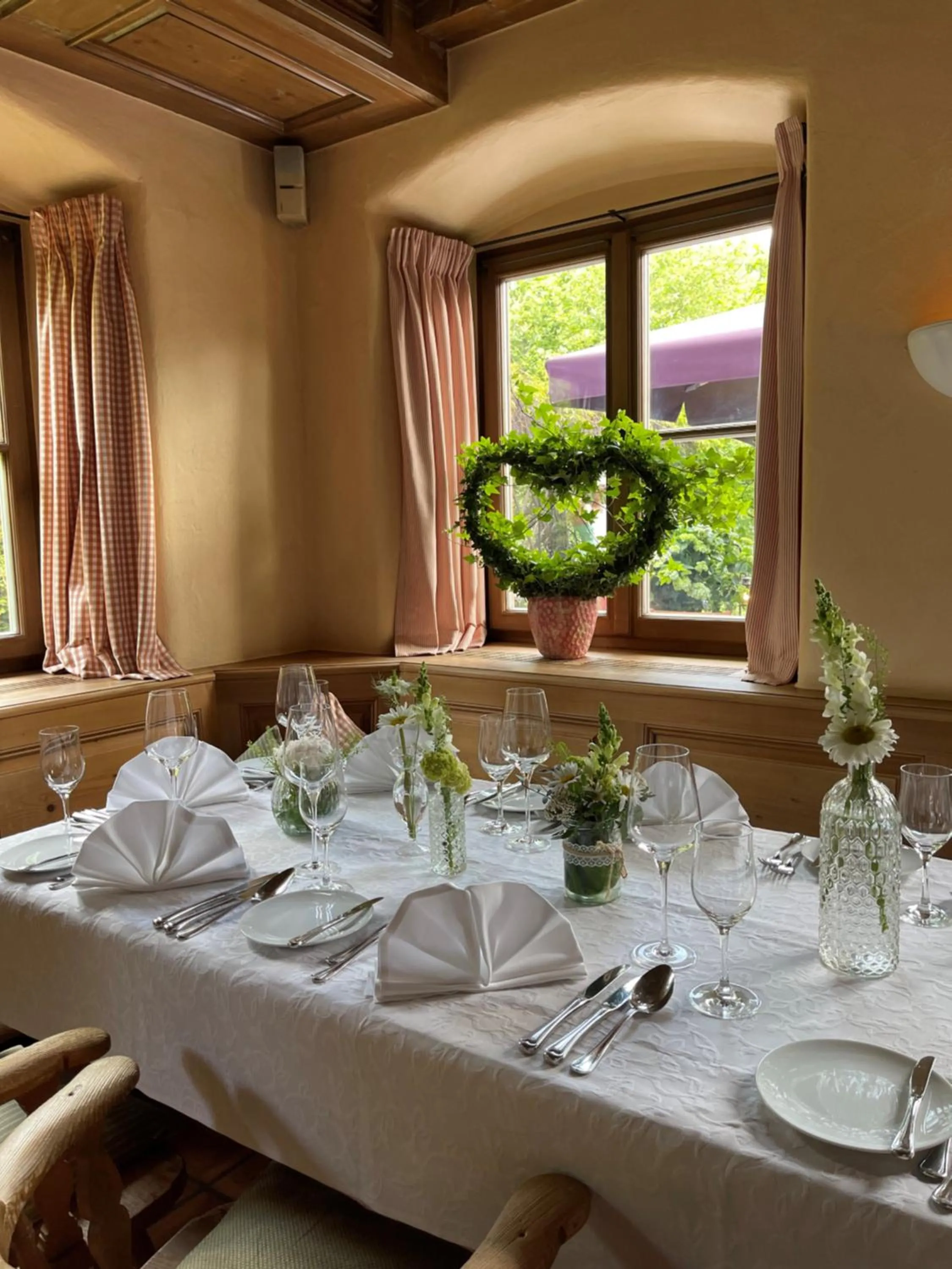 Restaurant/places to eat in Hotel Maier zum Kirschner