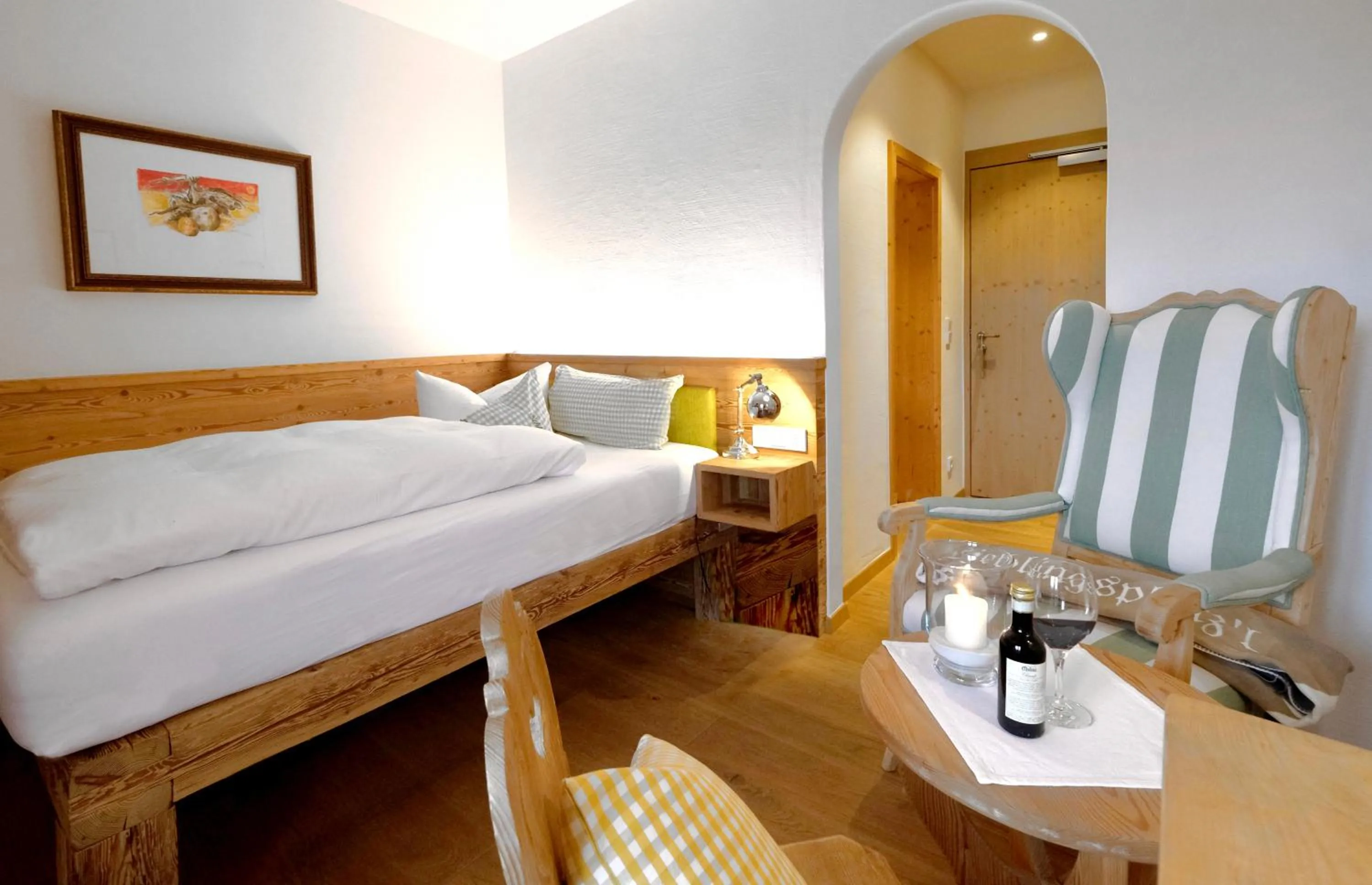Bed in Hotel Maier zum Kirschner