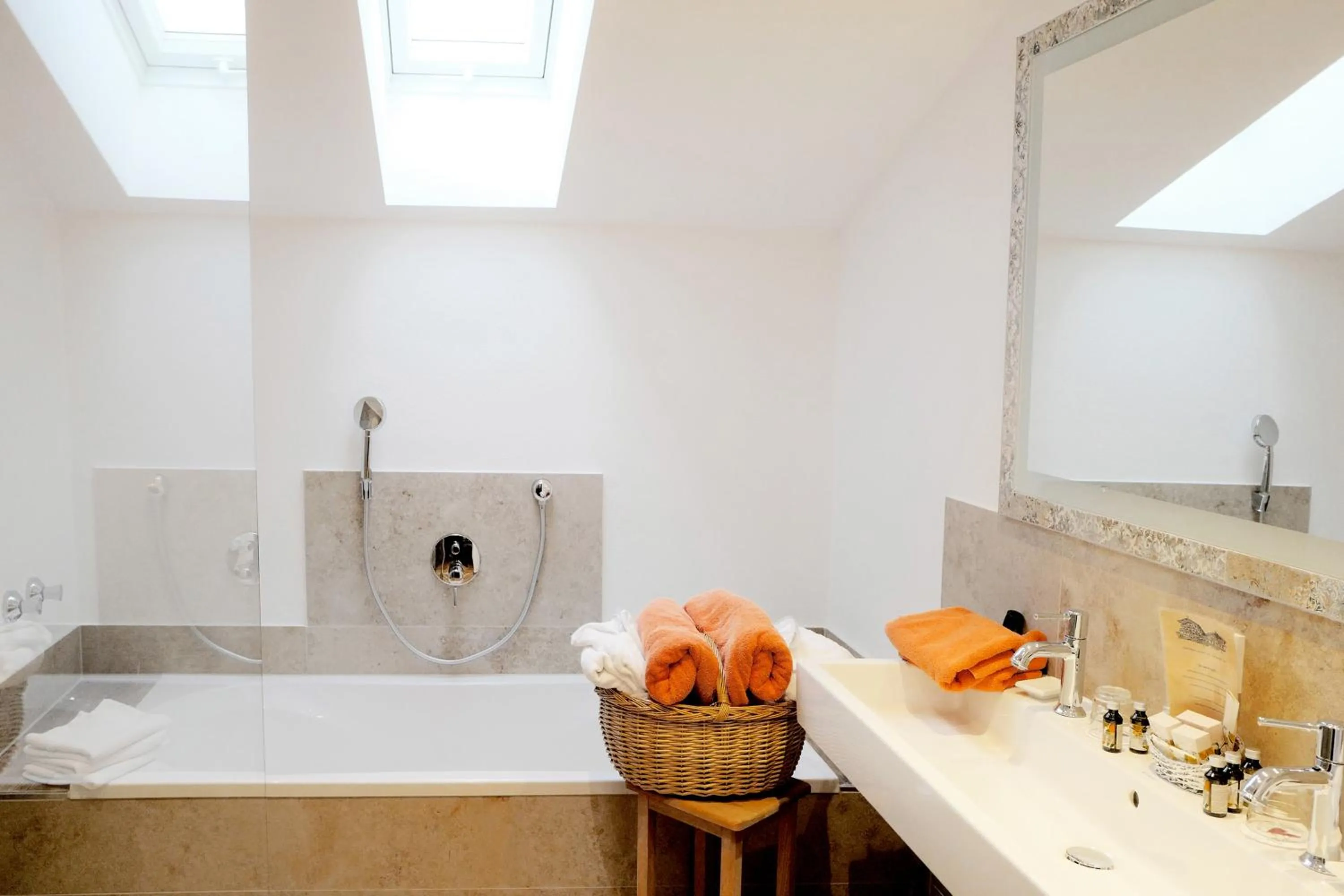 Bathroom in Hotel Maier zum Kirschner