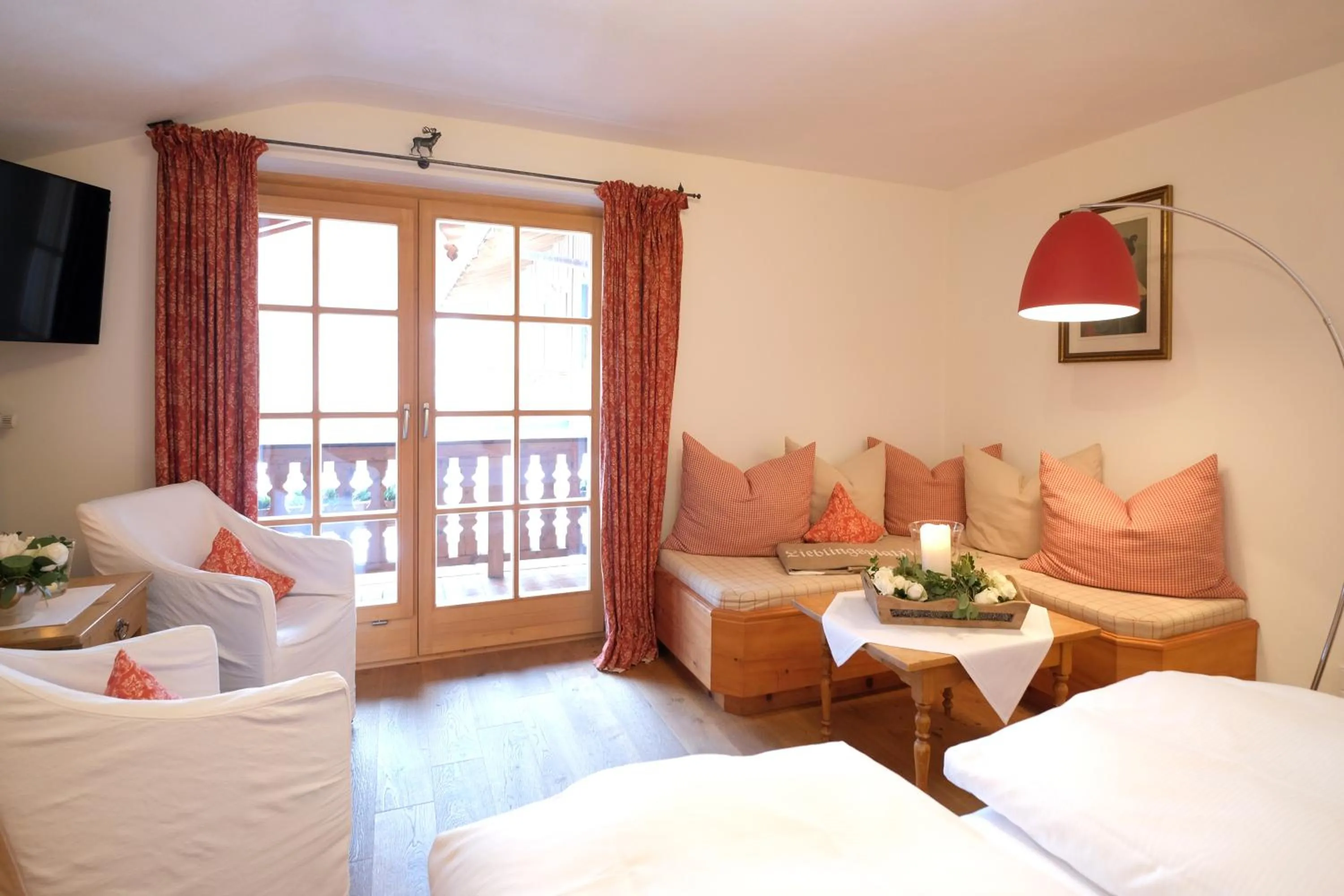 Photo of the whole room, Bed in Hotel Maier zum Kirschner