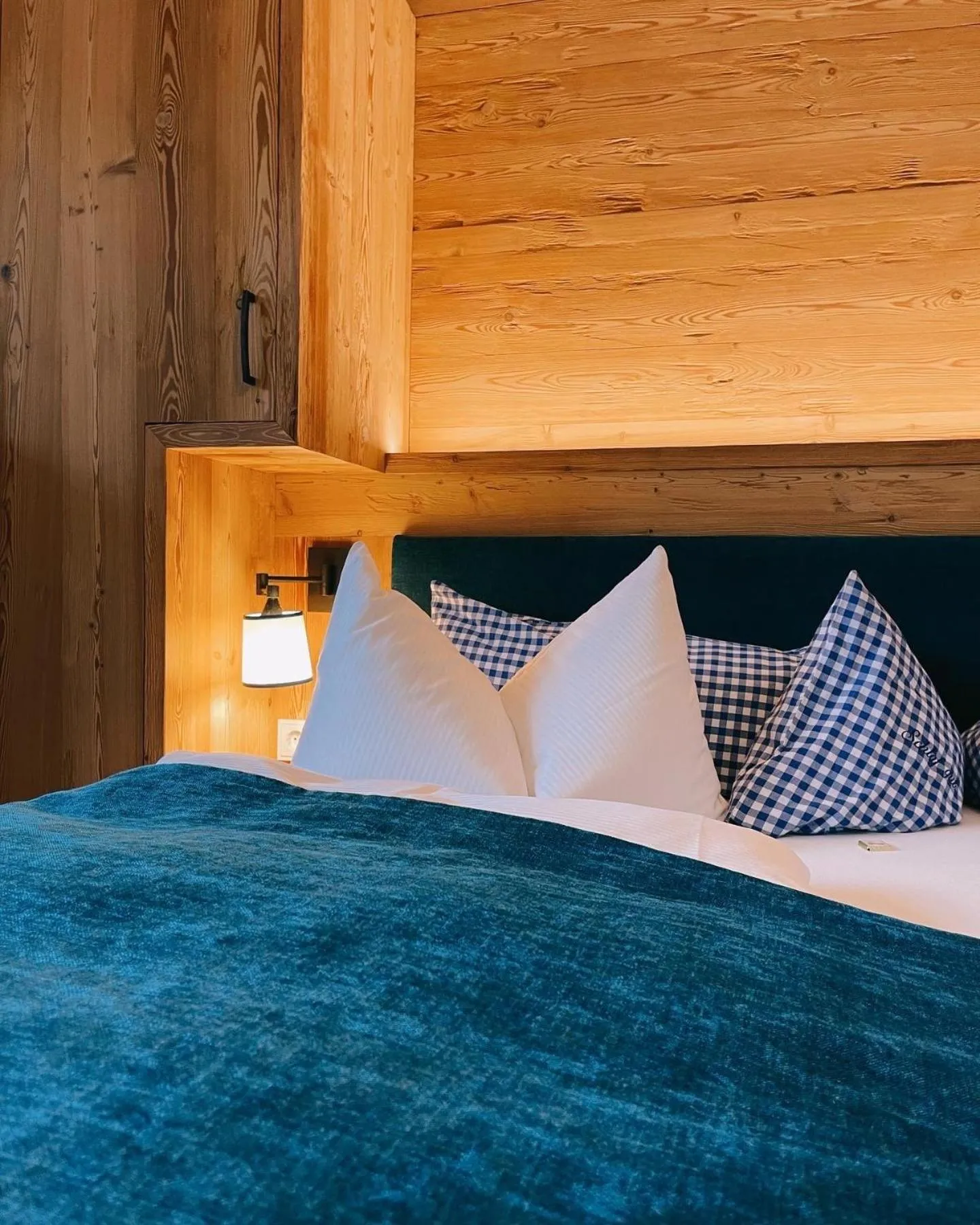 Bed in Hotel Maier zum Kirschner