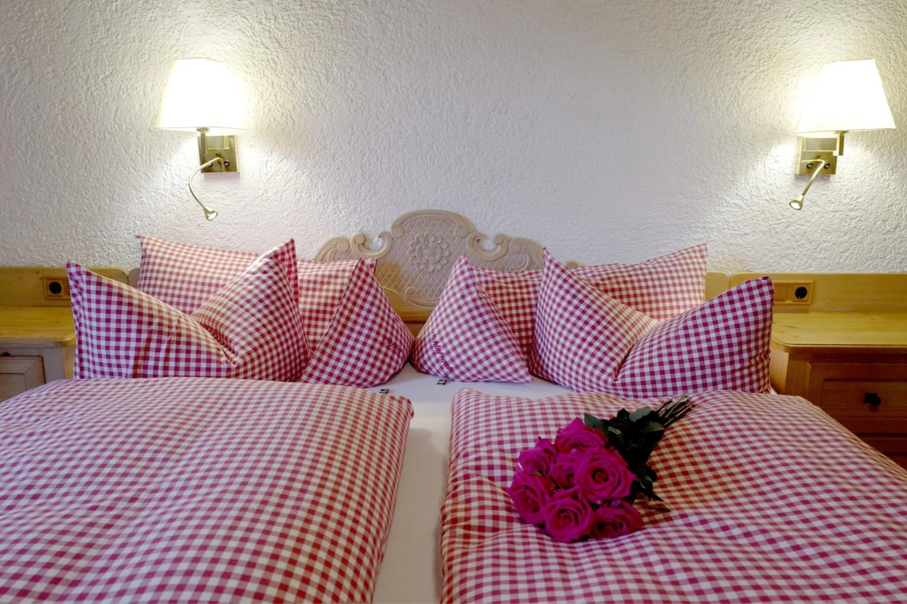 Bed in Hotel Maier zum Kirschner