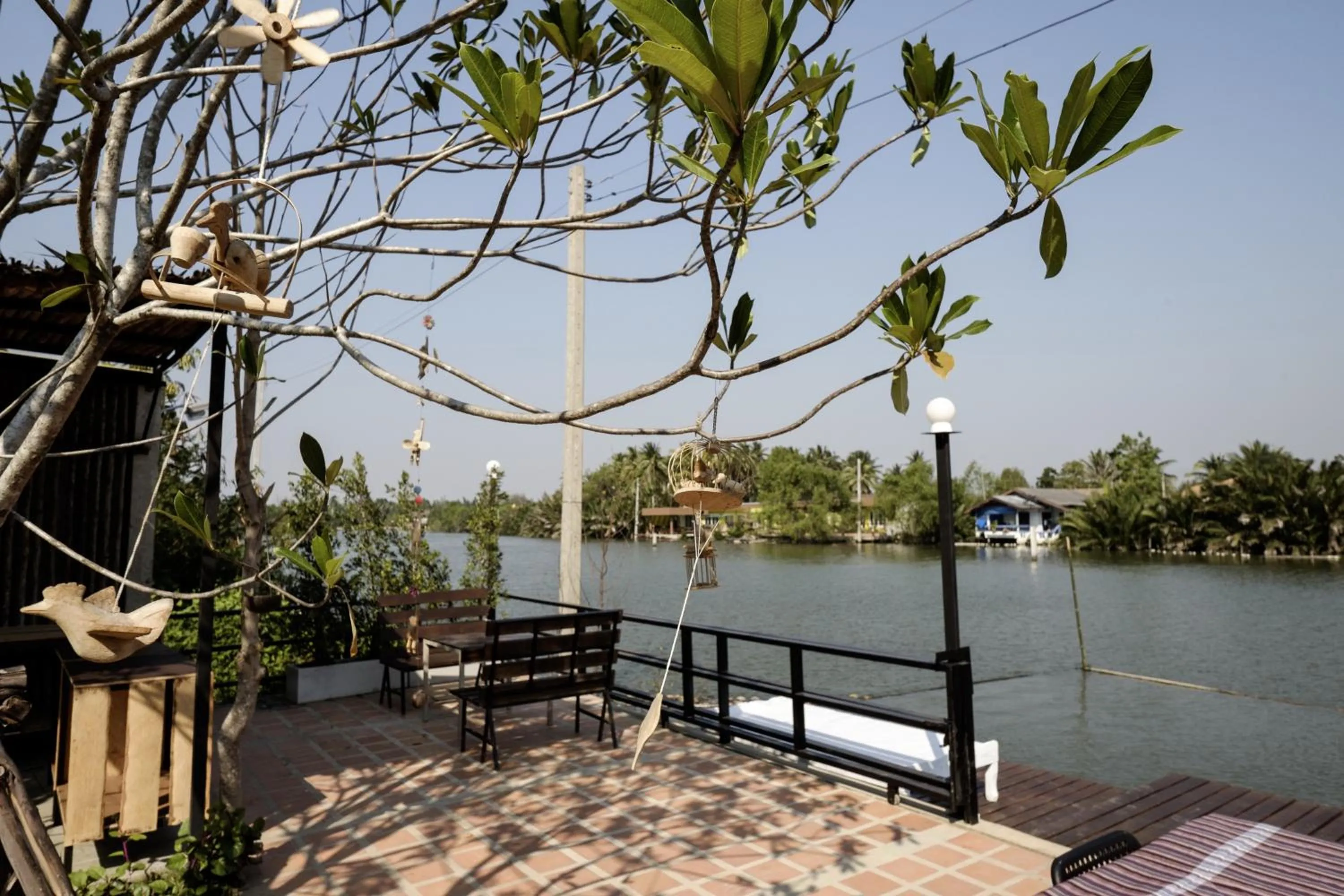 BBQ facilities in Amphawa Caza Platuu