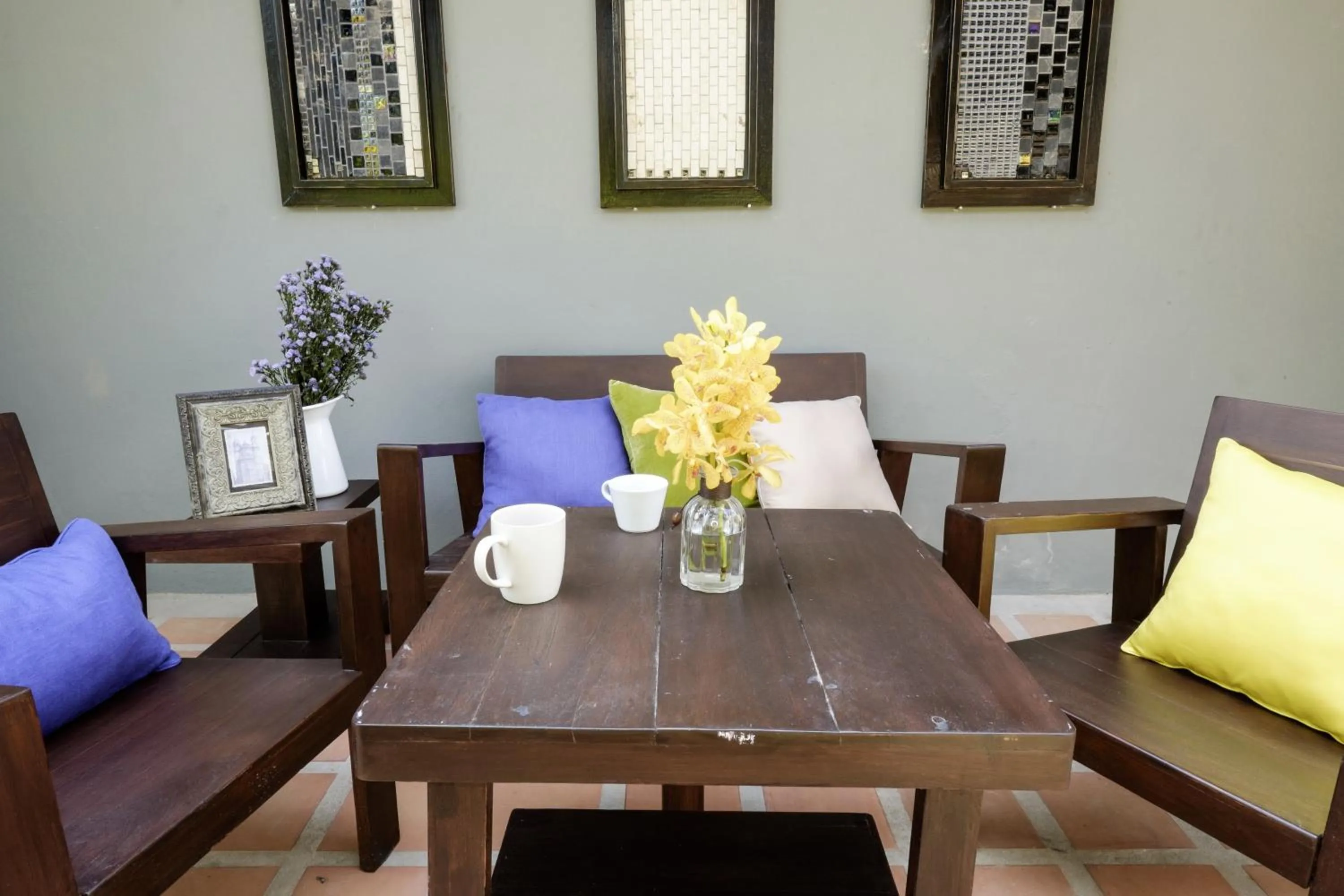 Area and facilities in Amphawa Caza Platuu