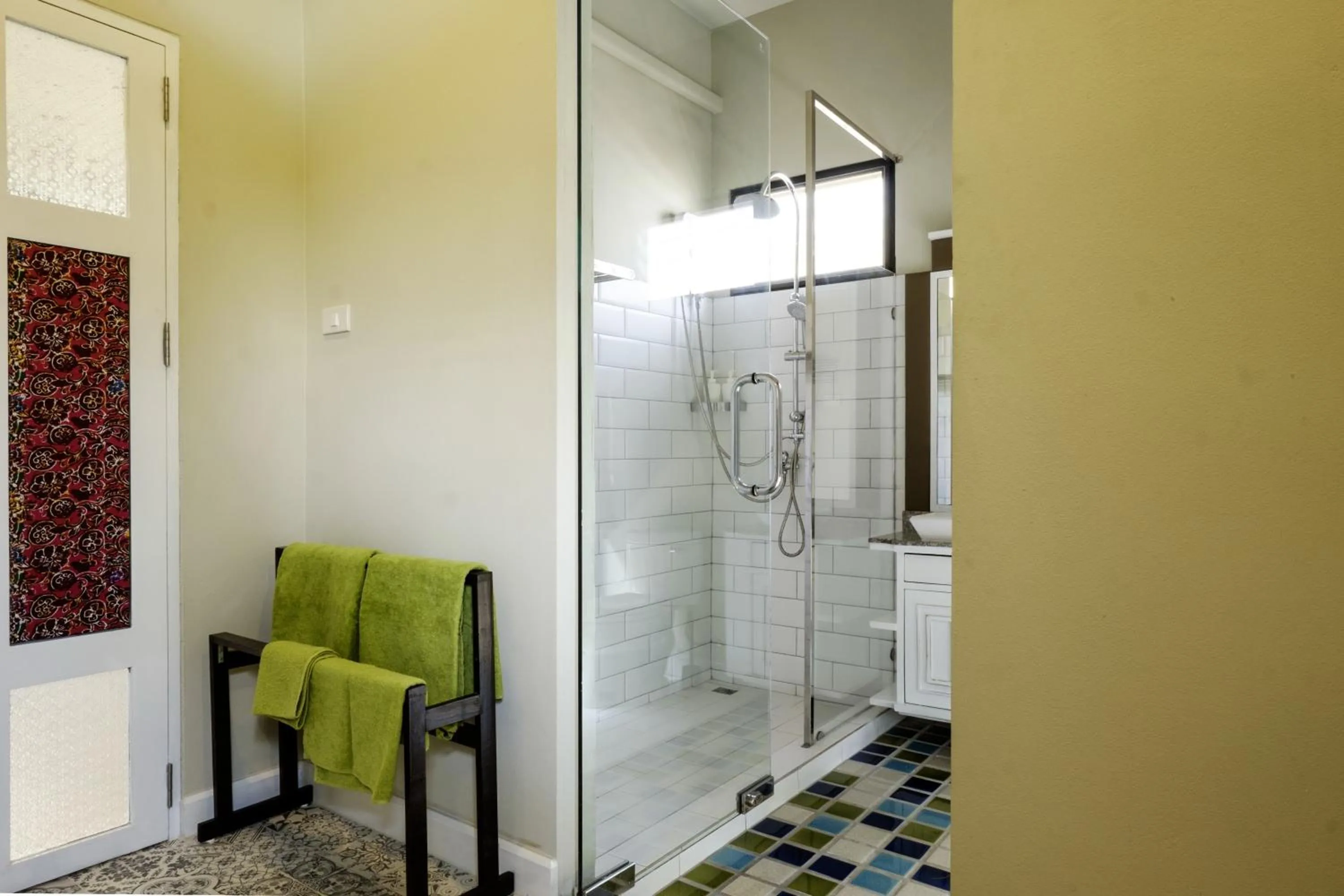 Decorative detail in Amphawa Caza Platuu