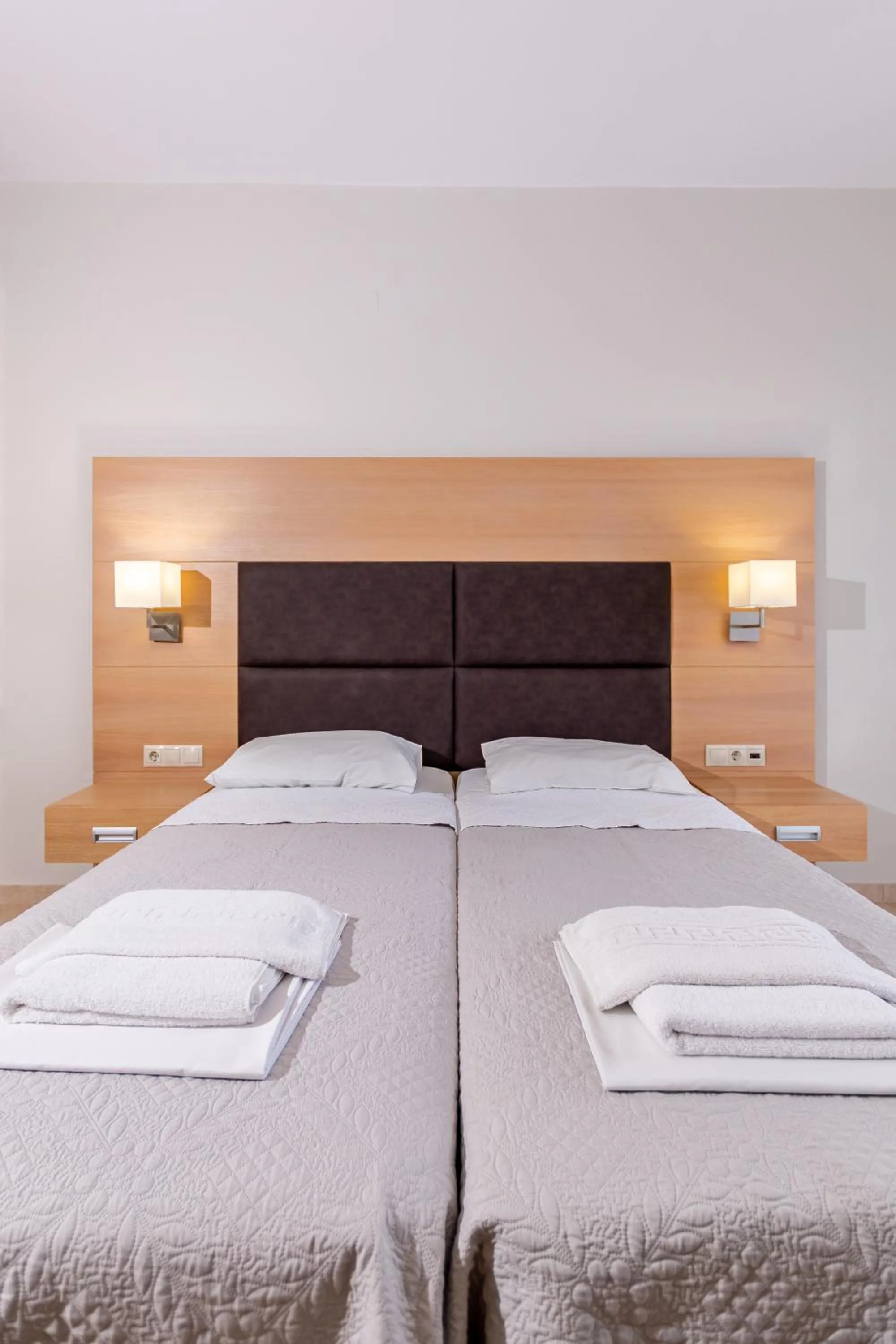 Bed in Pleasure Beach Hotel