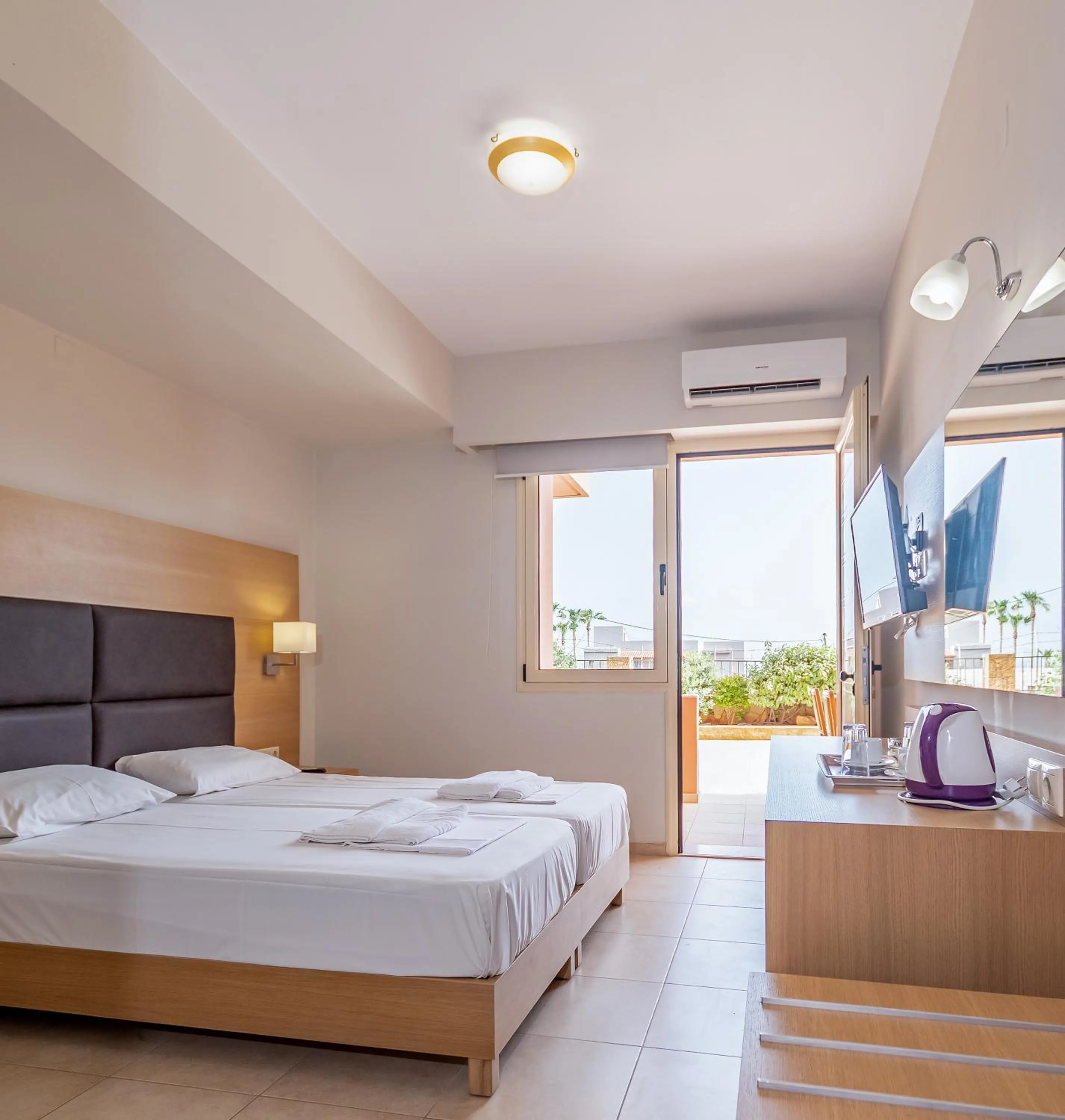 Photo of the whole room in Pleasure Beach Hotel