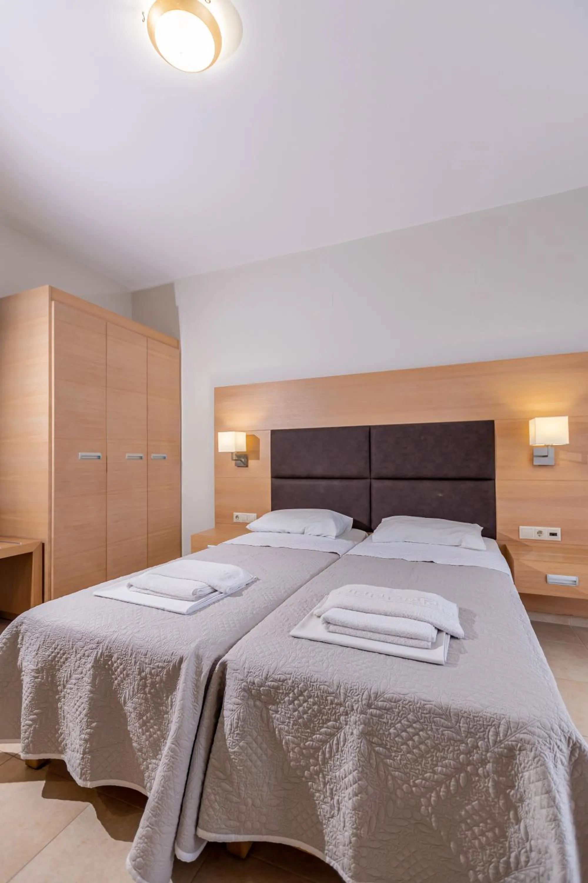 Bed in Pleasure Beach Hotel