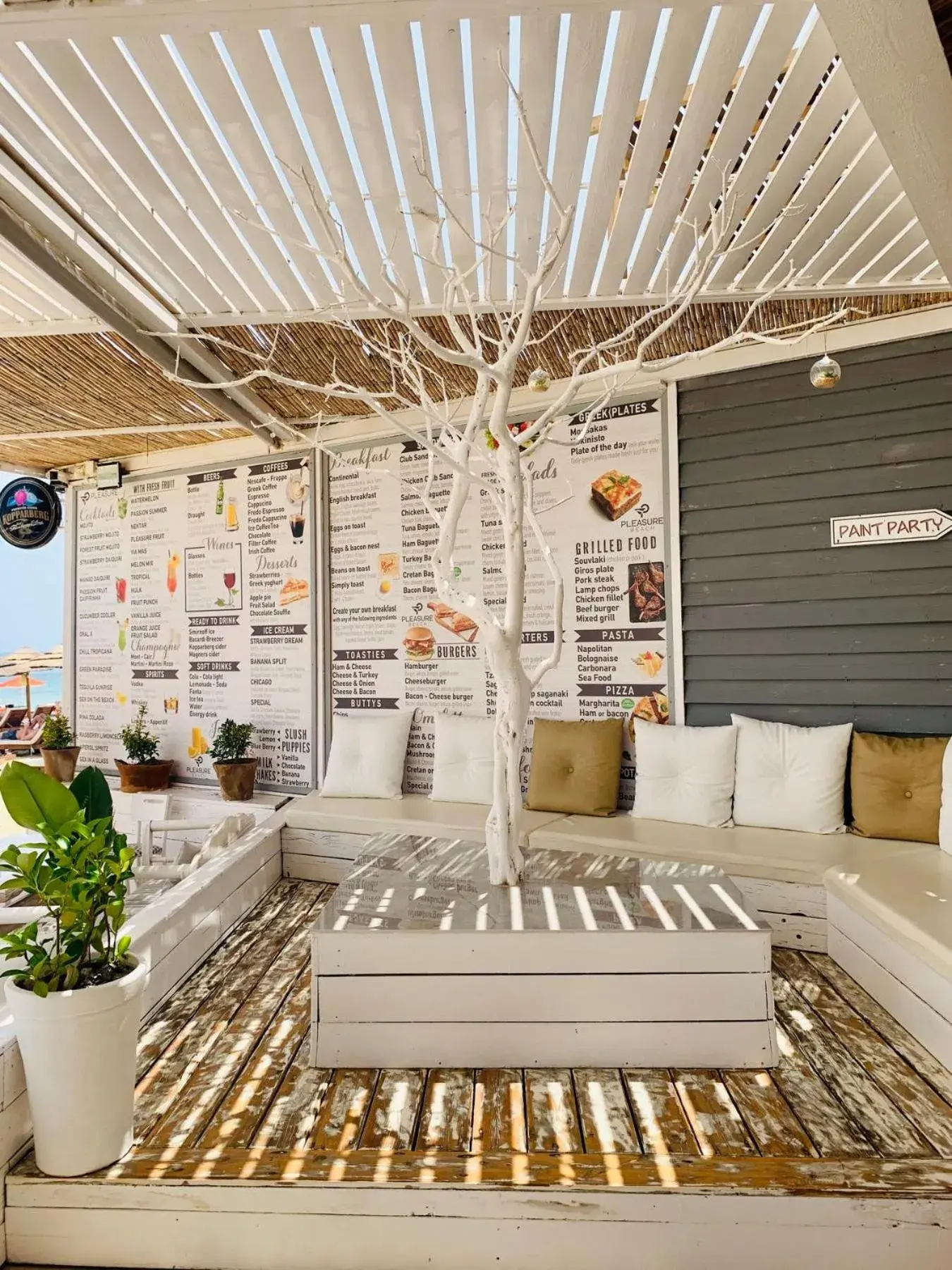 Lounge or bar in Pleasure Beach Hotel Lounge or bar in Pleasure Beach Hotel