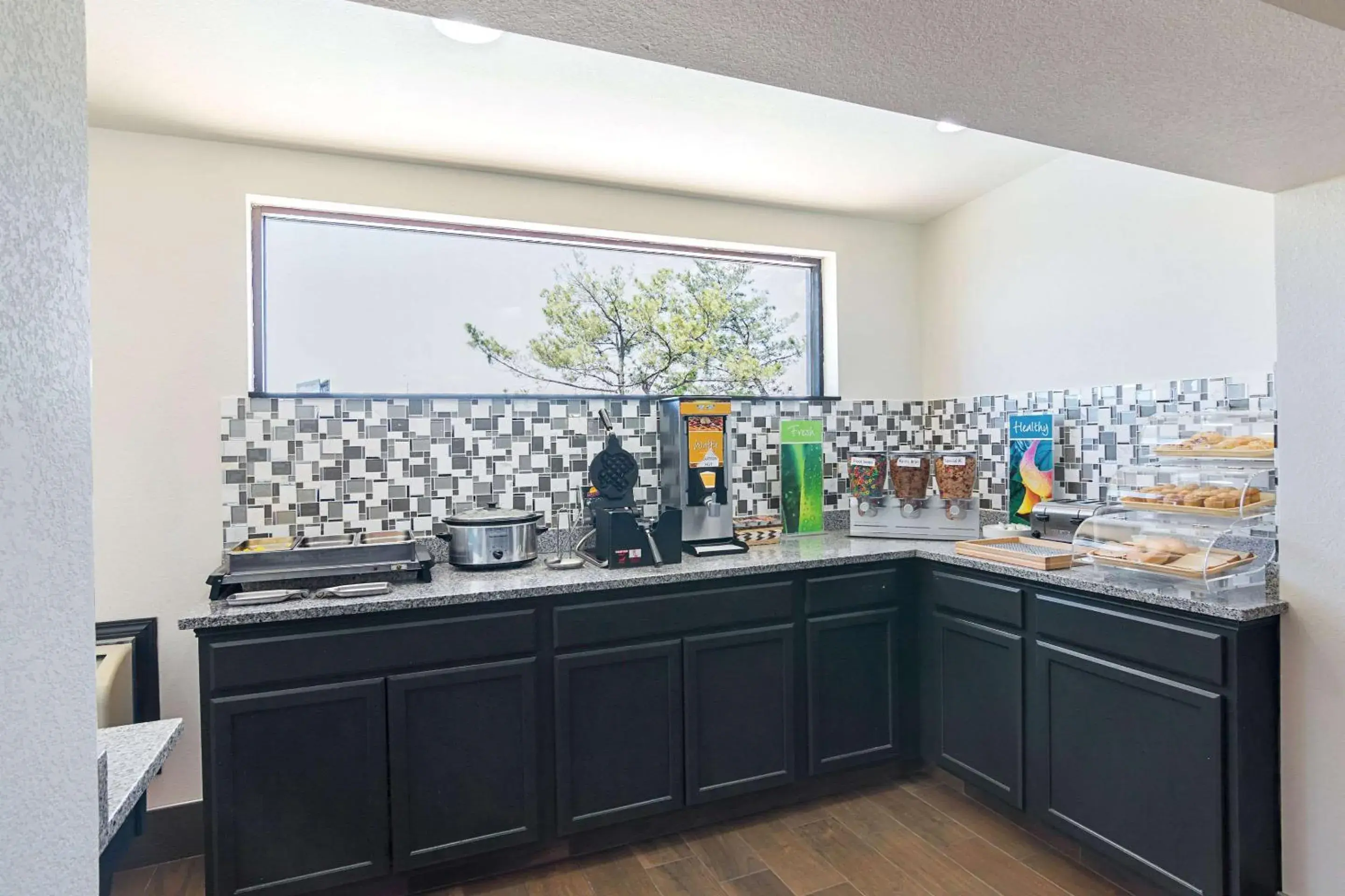 Breakfast in Quality Inn Amarillo I-40 East Breakfast in Quality Inn Amarillo I-40 East