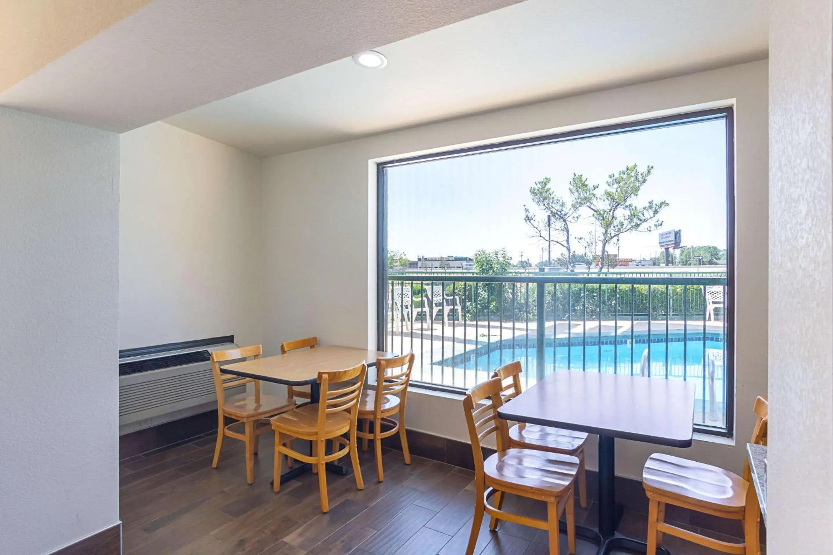 Breakfast in Quality Inn Amarillo I-40 East Breakfast in Quality Inn Amarillo I-40 East