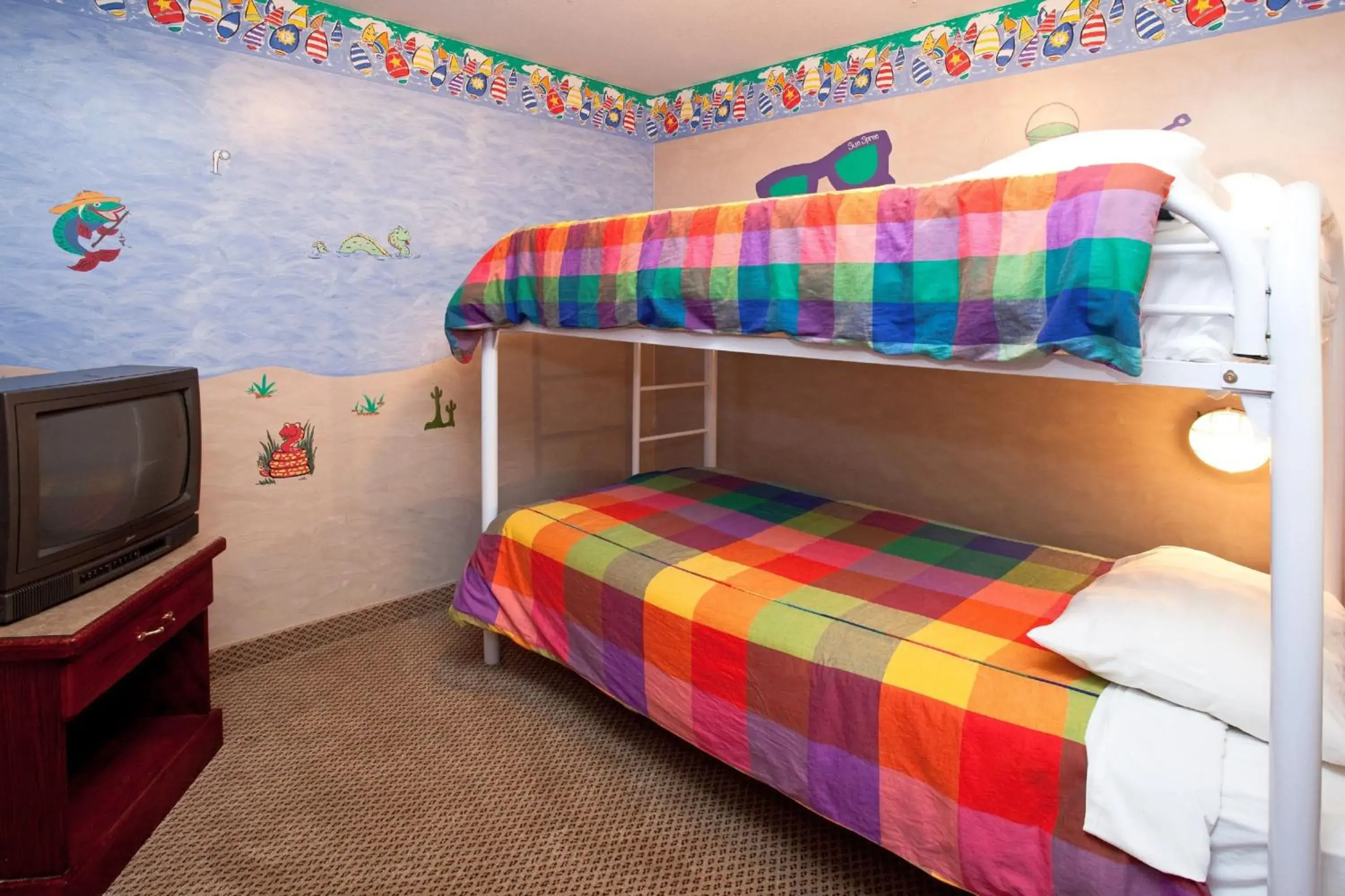 Suite - Non-Smoking in Holiday Inn Hotel & Suites Osoyoos by IHG Suite - Non-Smoking in Holiday Inn Hotel & Suites Osoyoos by IHG