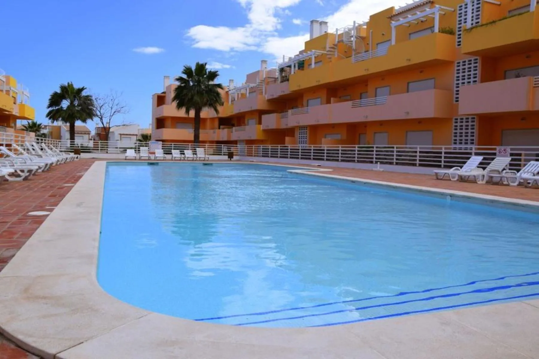 Swimming pool in Apartamento Duja