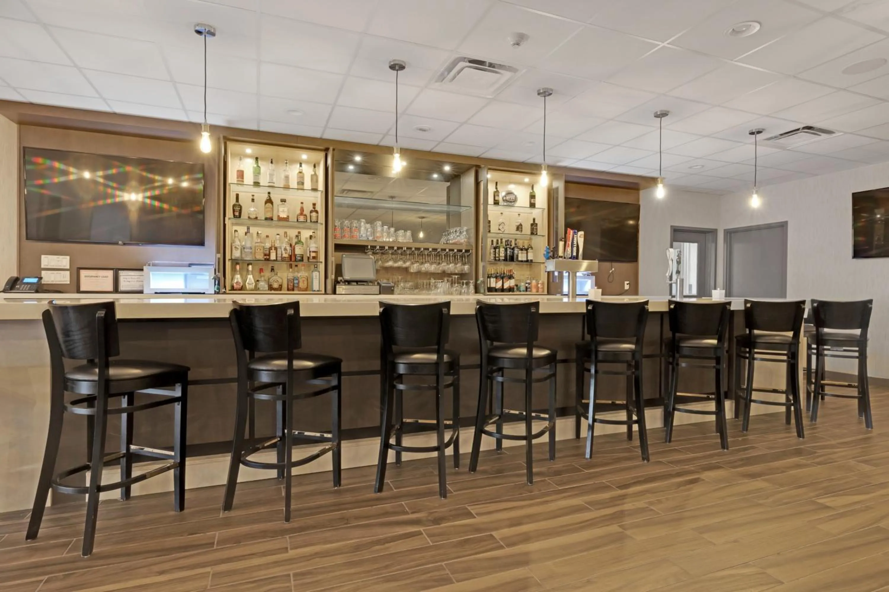 Restaurant/places to eat in Holiday Inn Hotel Peterborough Waterfront by IHG