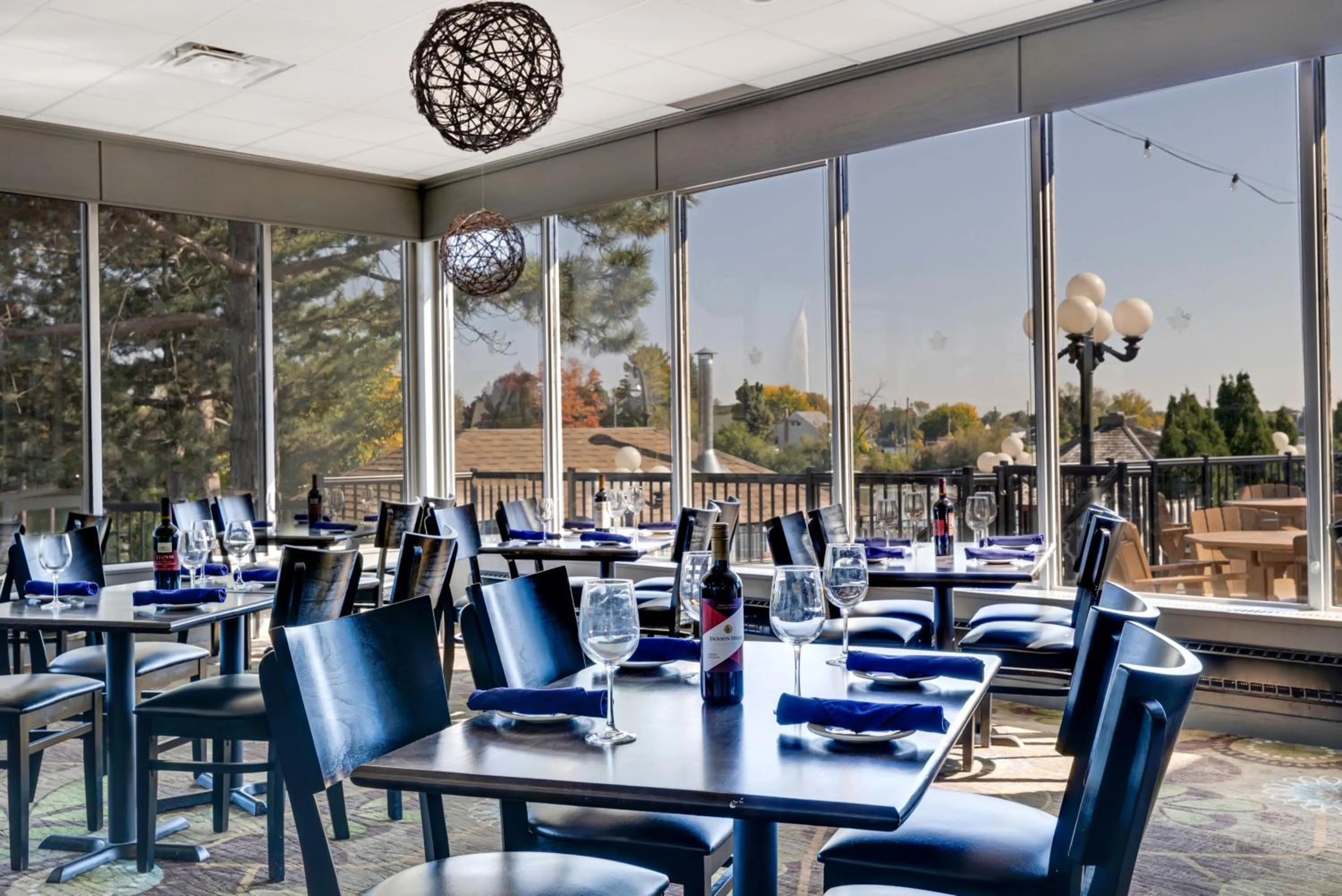Restaurant/places to eat in Holiday Inn Hotel Peterborough Waterfront by IHG