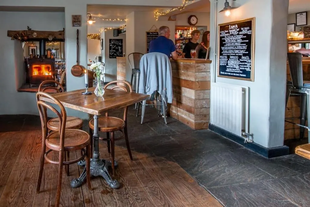 Restaurant/places to eat in The Dukes