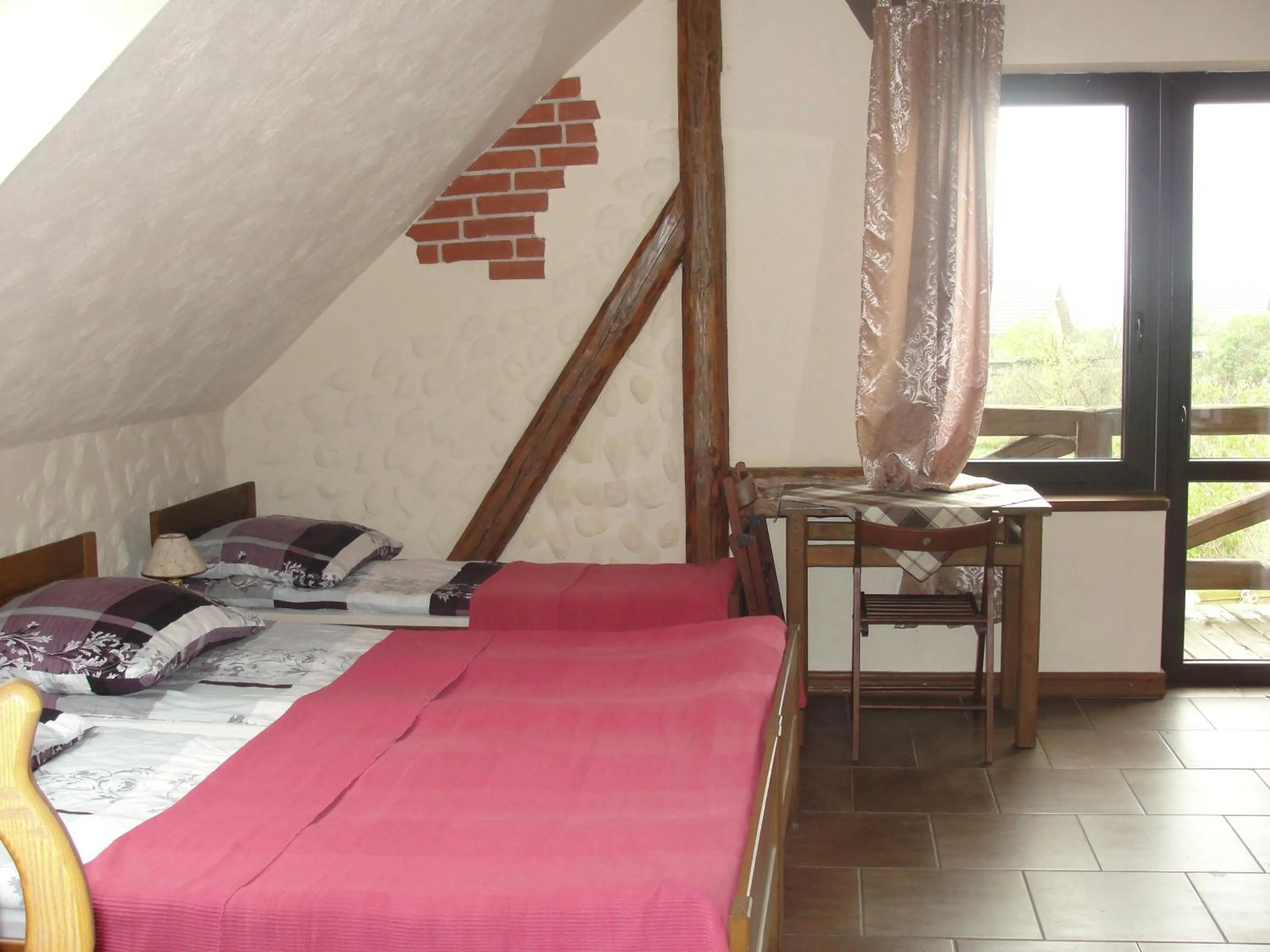 Bed in Pokoje i domki Saraceńska Chata